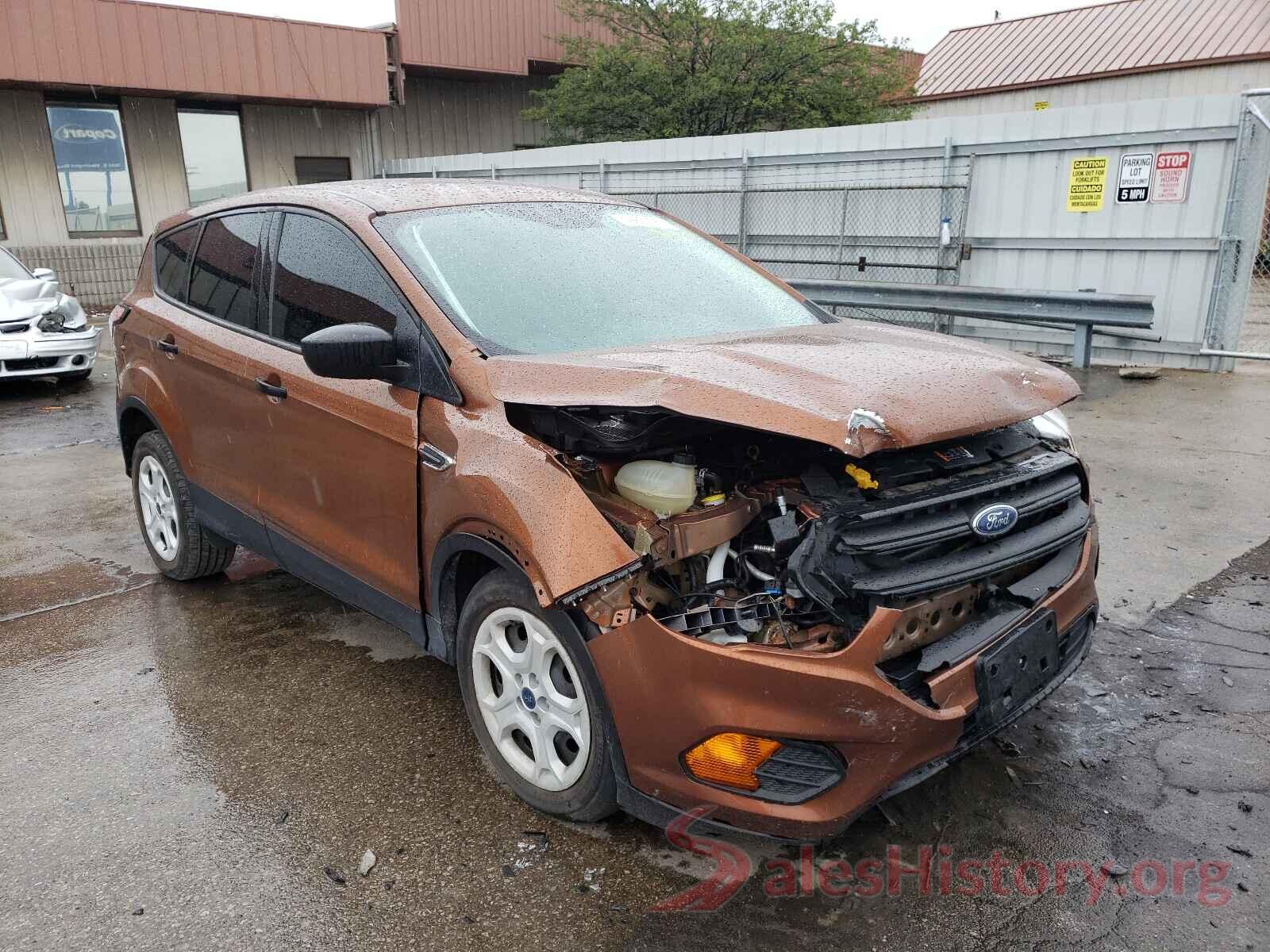 1FMCU0F7XHUC40579 2017 FORD ESCAPE