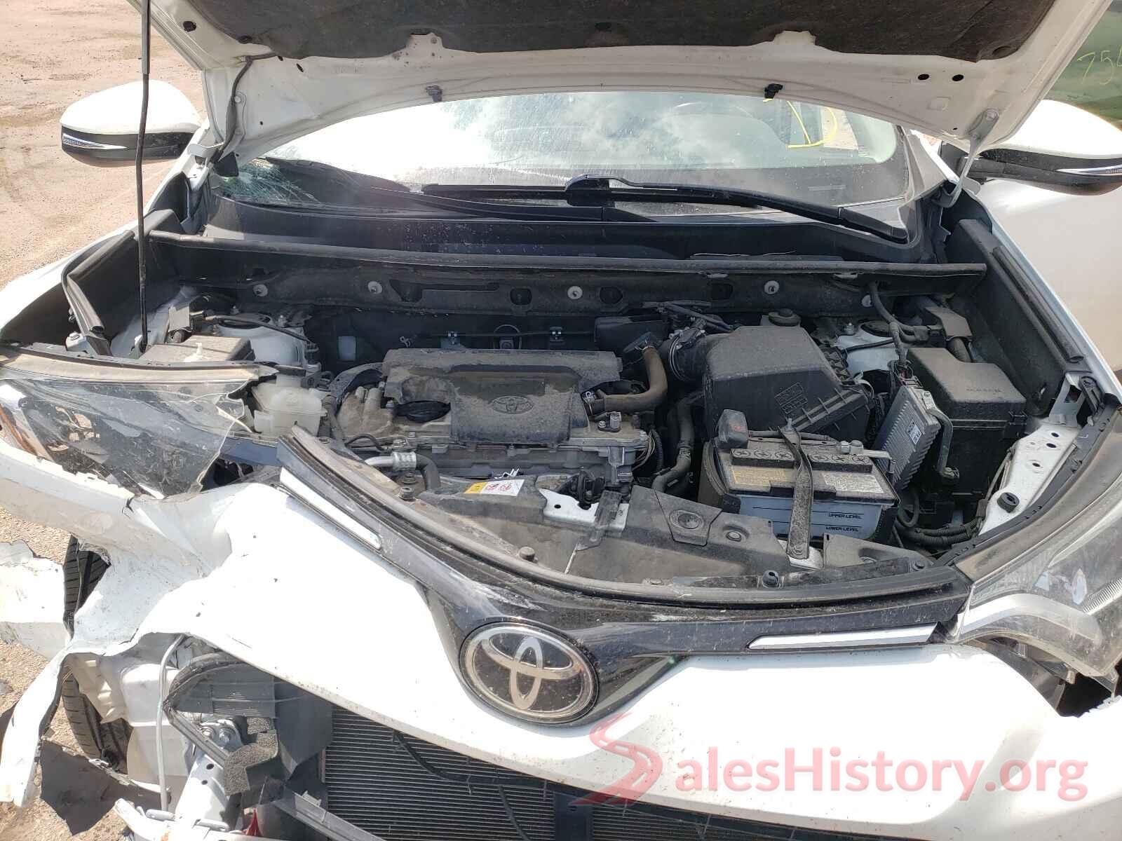 JTMRFREV8HJ117717 2017 TOYOTA RAV4