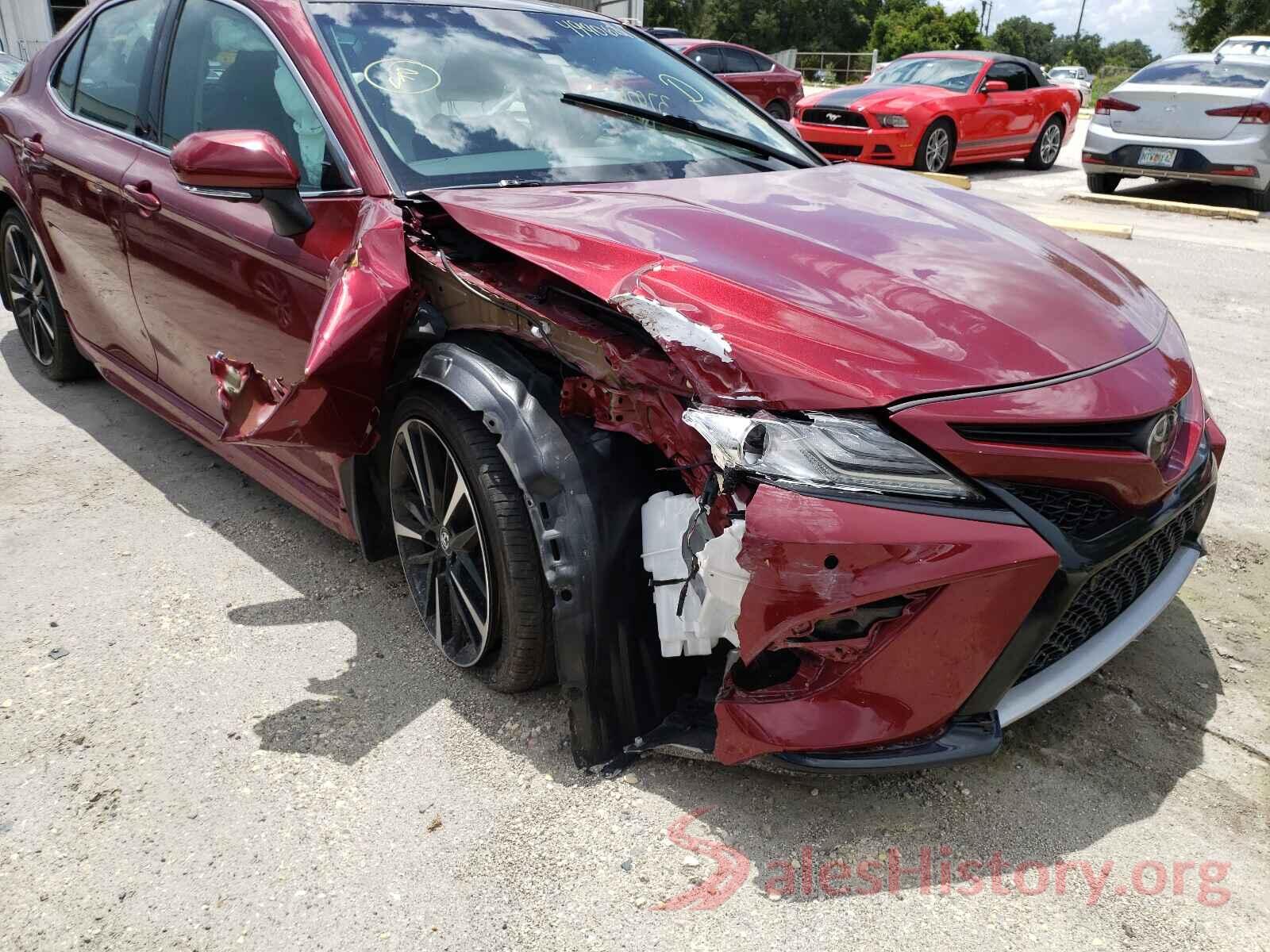 4T1B61HK2JU531077 2018 TOYOTA CAMRY