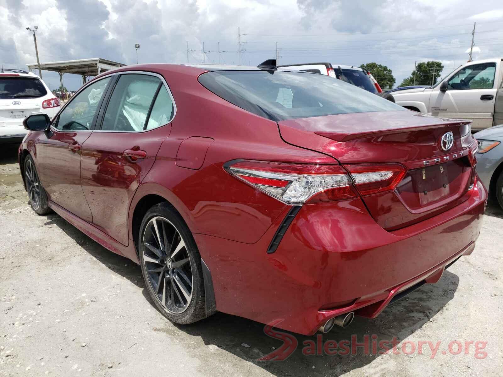 4T1B61HK2JU531077 2018 TOYOTA CAMRY