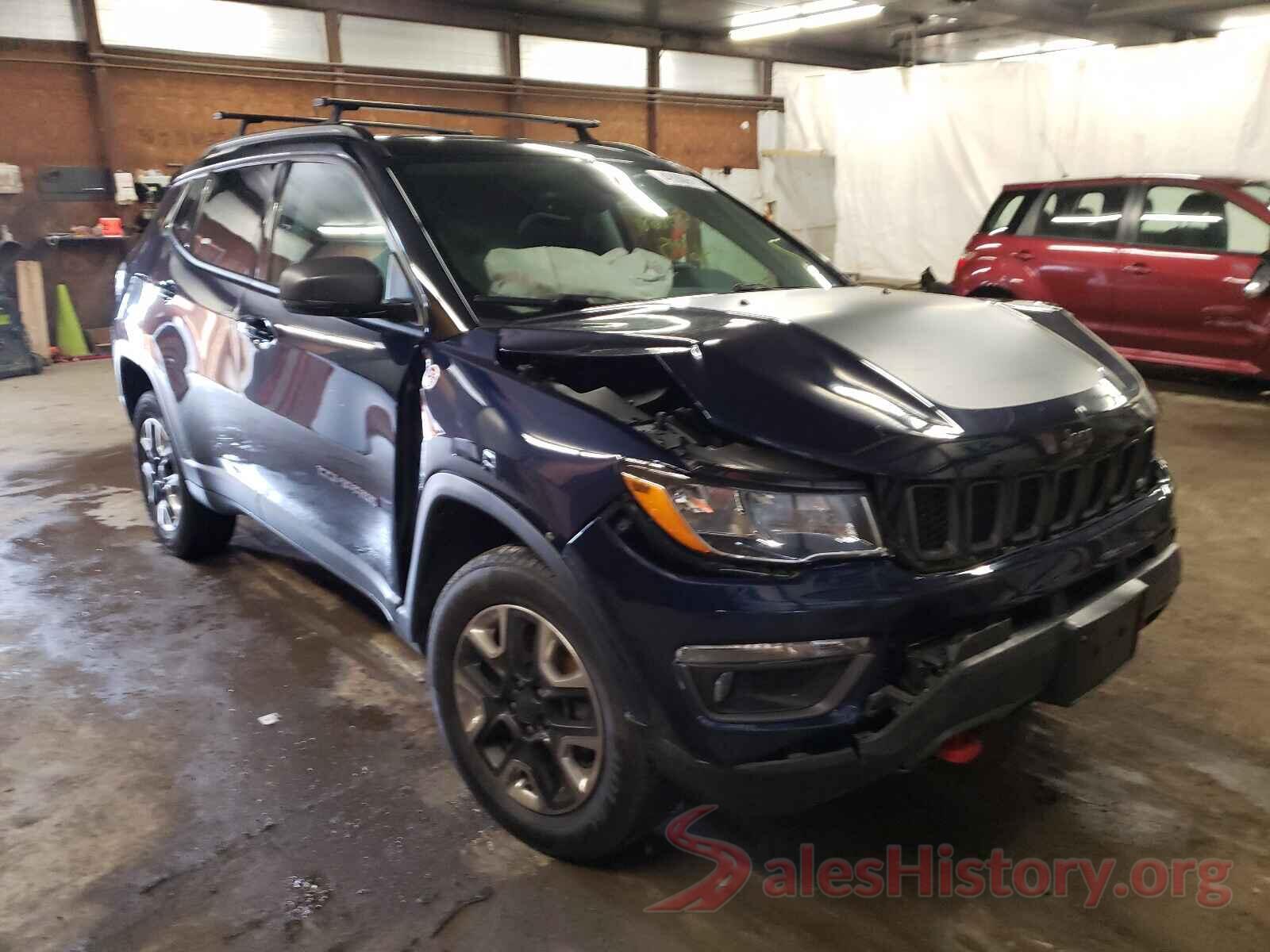 3C4NJDDB8JT410331 2018 JEEP COMPASS