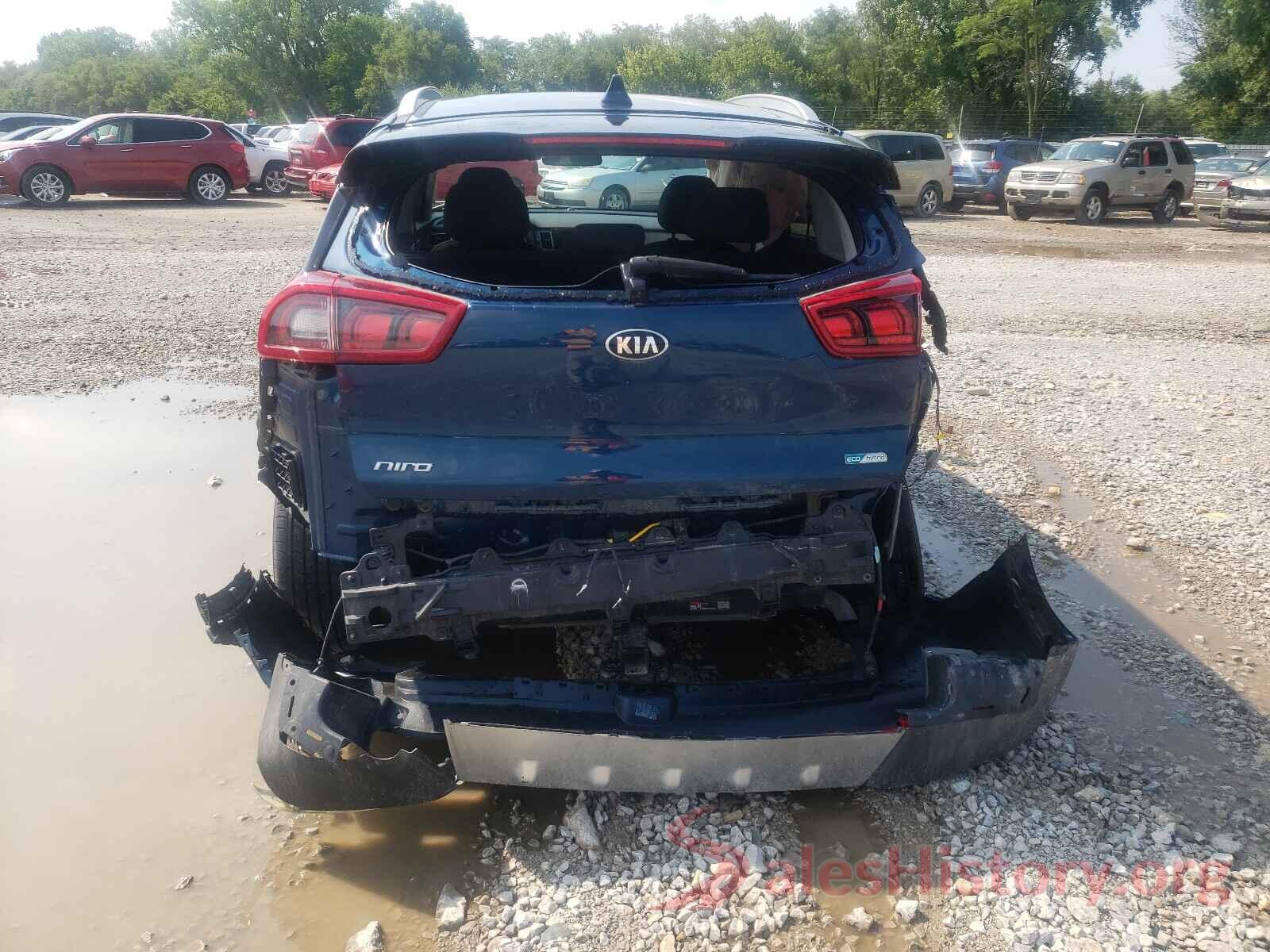 KNDCB3LC5K5351085 2019 KIA NIRO