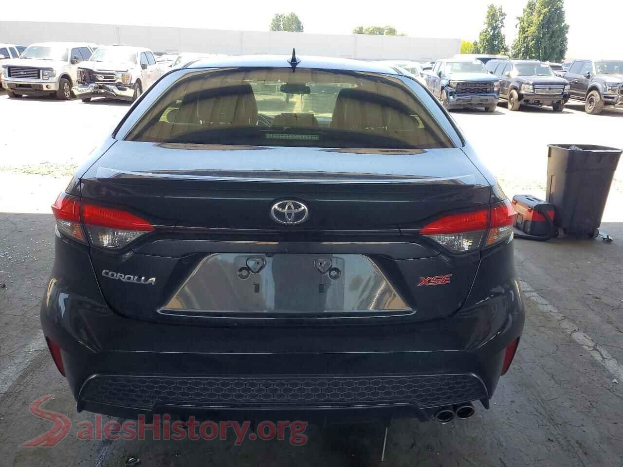 2020 TOYOTA COROLLA XS VIN JTDT4RCE9LJ003006, left side view