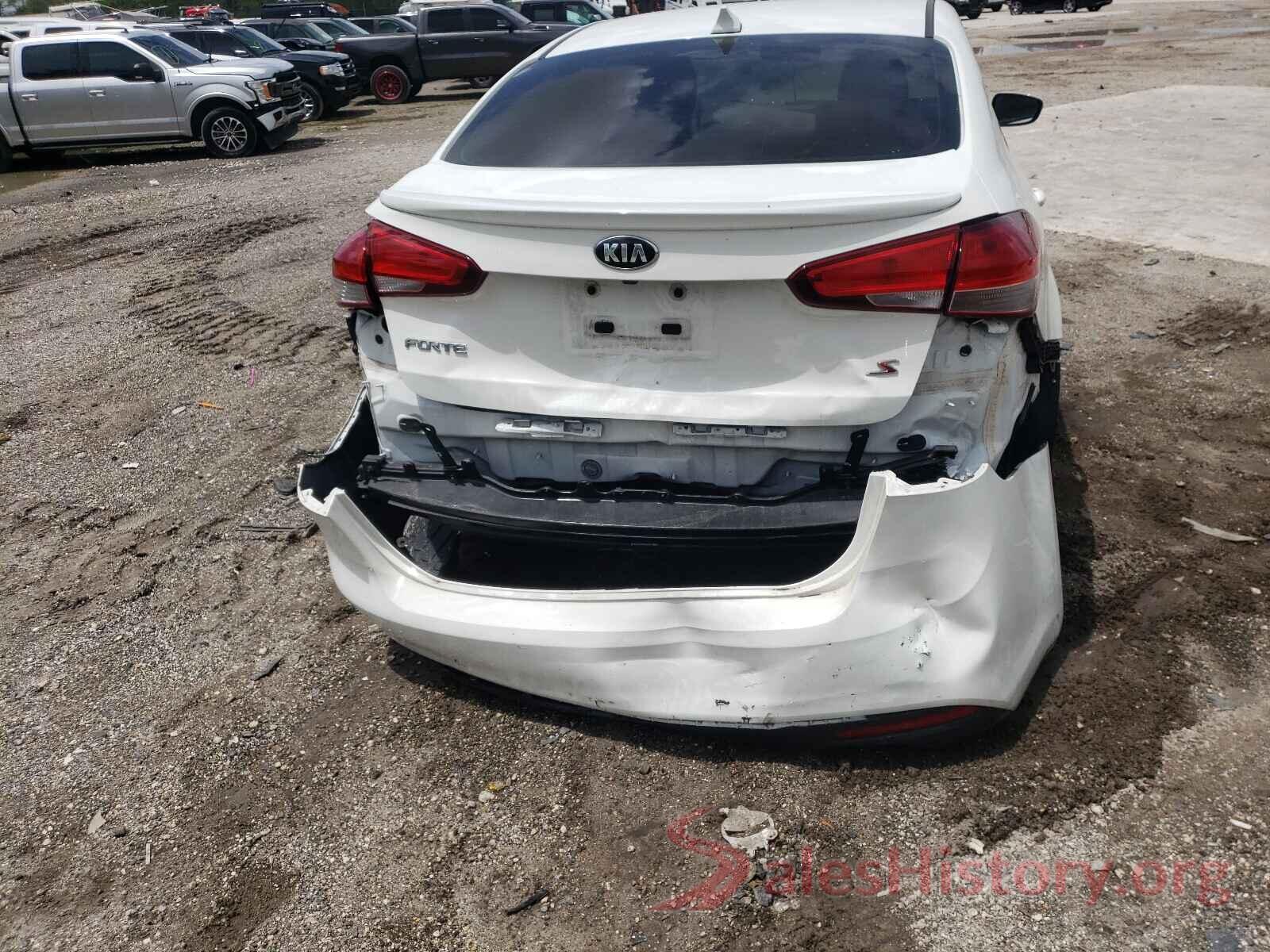 3KPFL4A72JE263796 2018 KIA FORTE