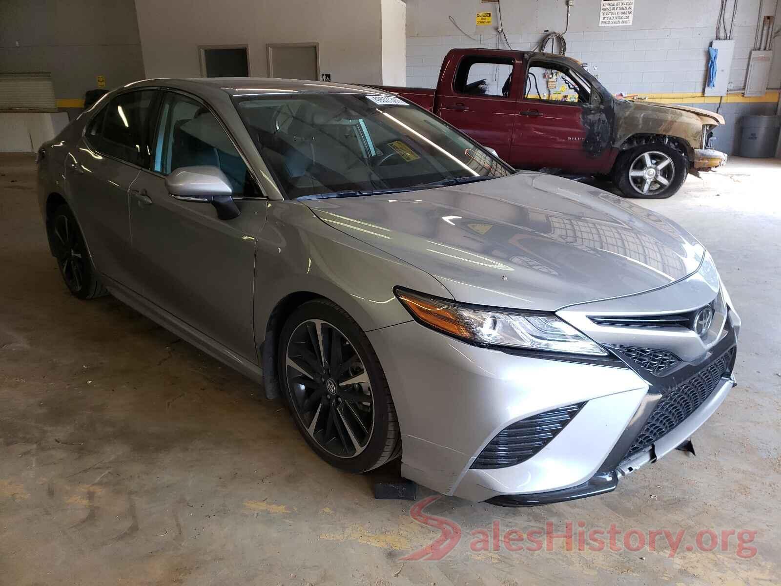 4T1B61HK6KU214002 2019 TOYOTA CAMRY