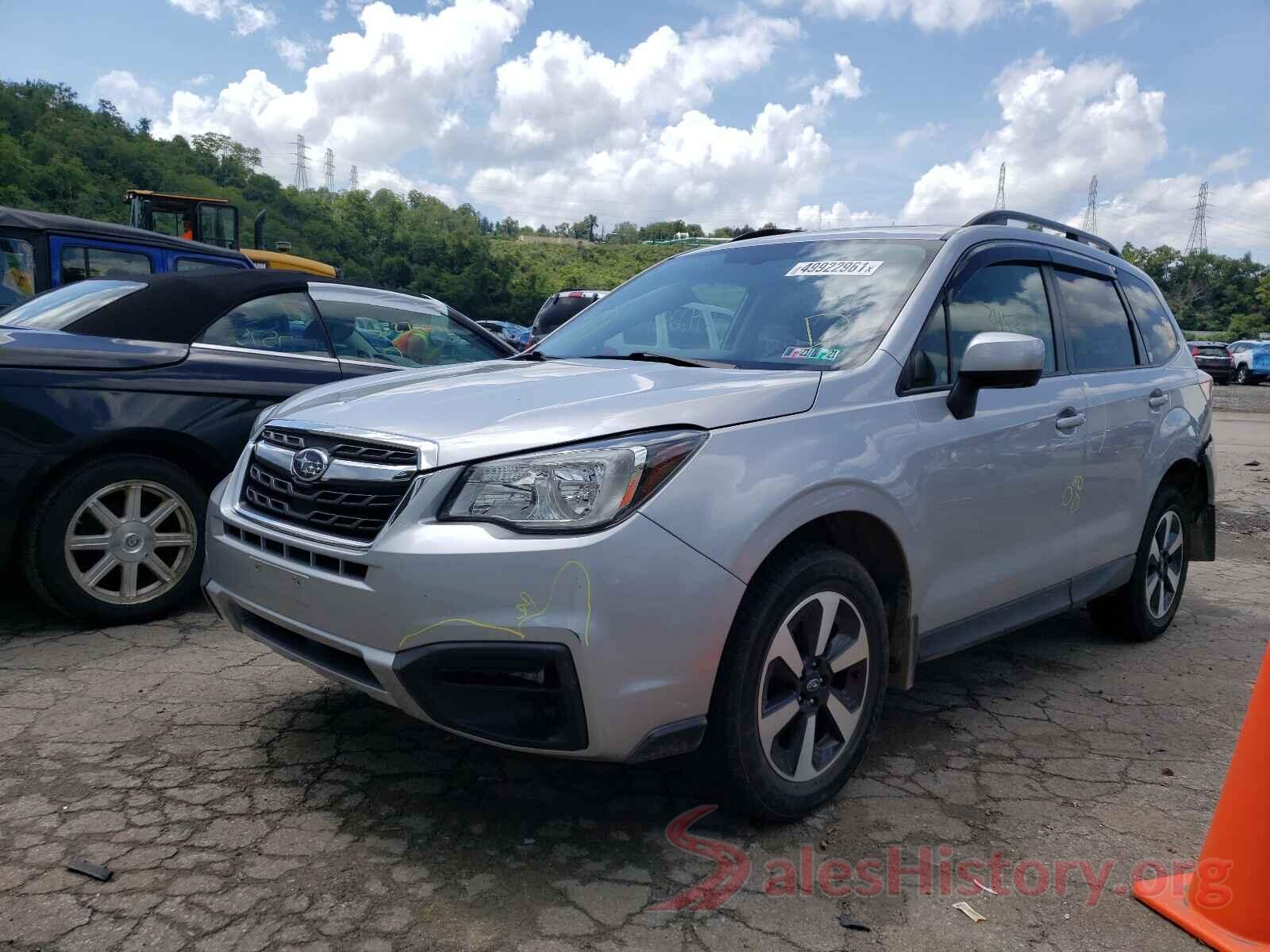 JF2SJAEC3JH590018 2018 SUBARU FORESTER