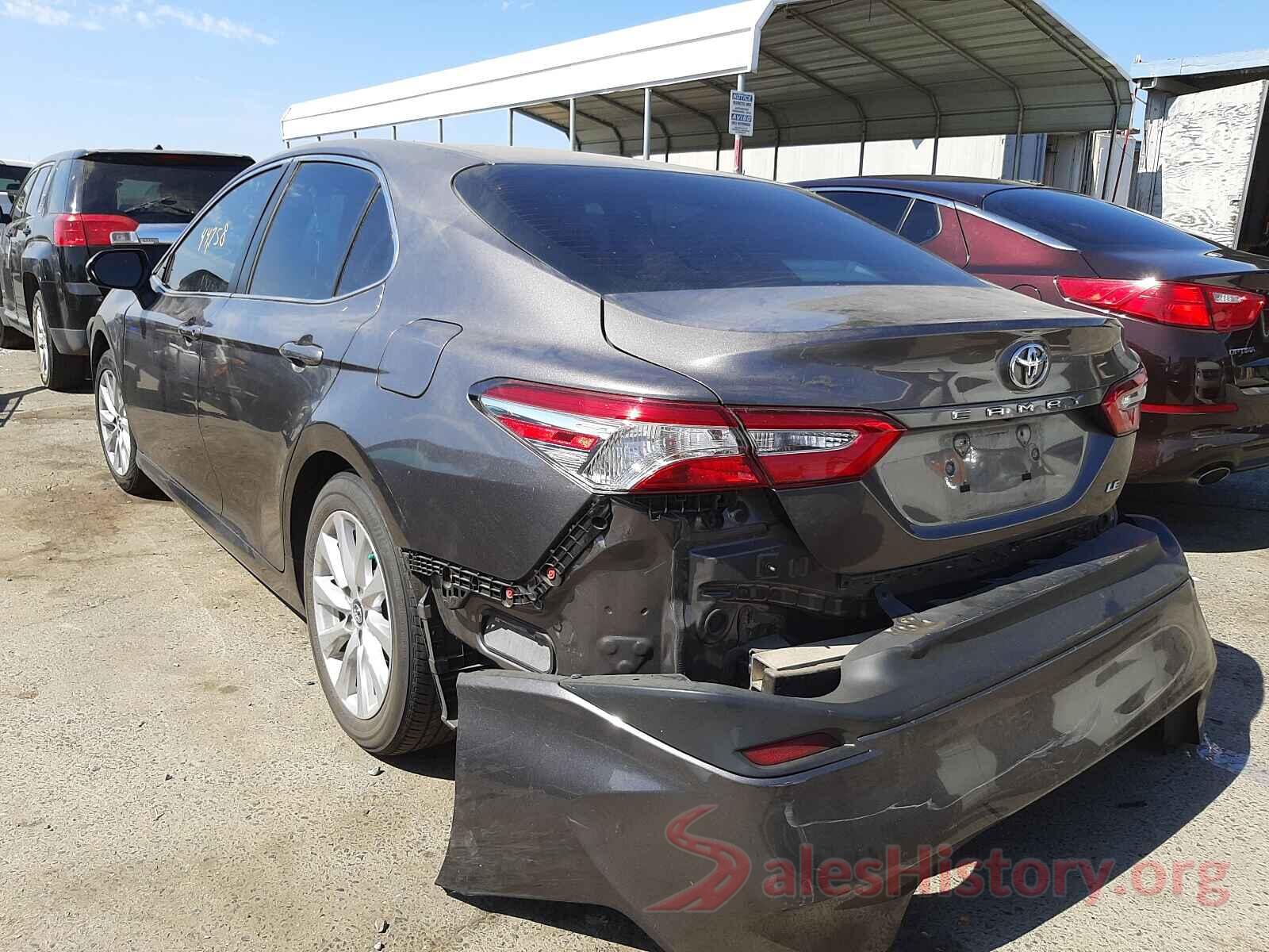 4T1B11HKXJU106463 2018 TOYOTA CAMRY