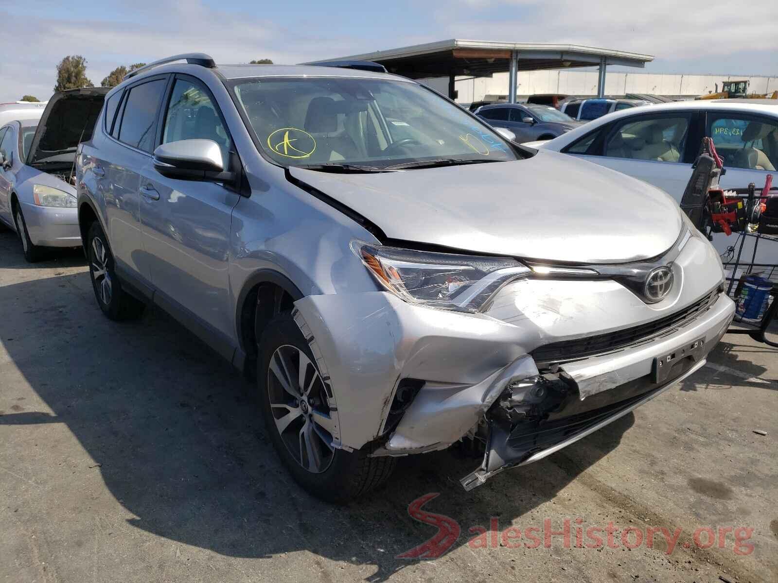 JTMWFREV4JJ212963 2018 TOYOTA RAV4