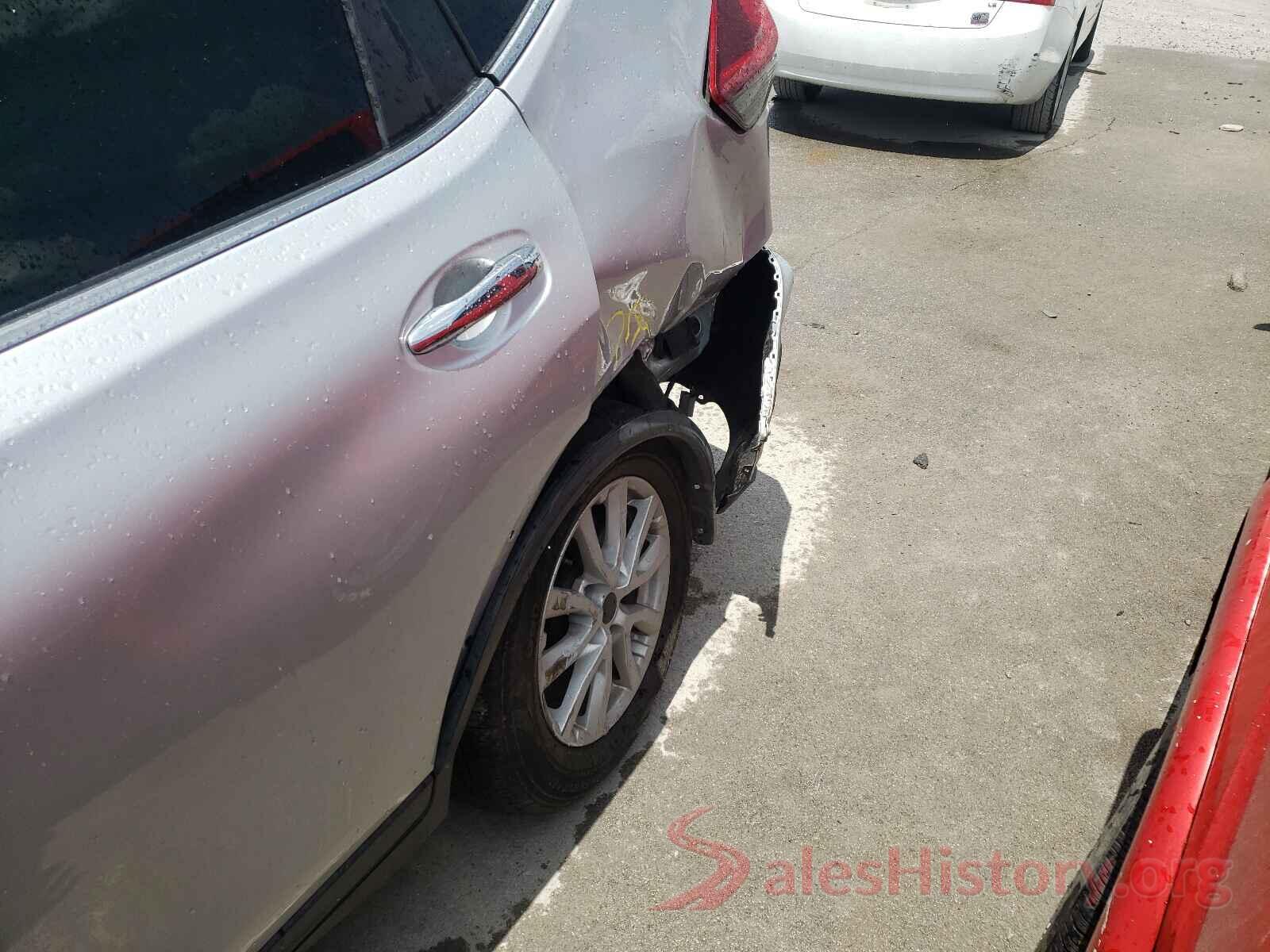 KNMAT2MT6JP552655 2018 NISSAN ROGUE