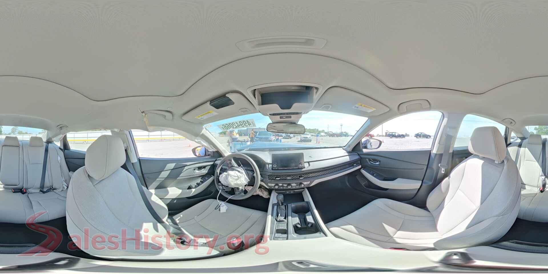 2025 HONDA ACCORD VIN 1HGCY1F45SA061865, damage close-up