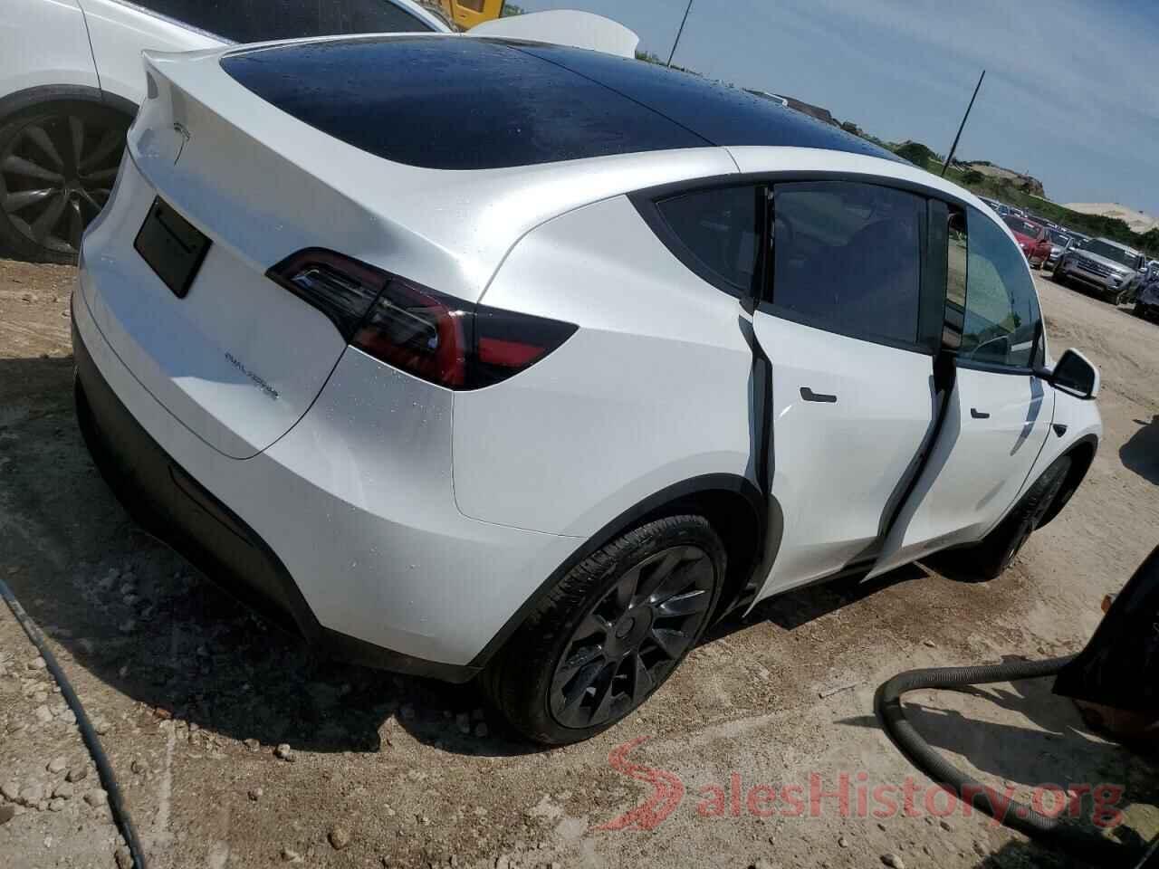 7SAYGDEE7PA070892 2023 TESLA MODEL Y