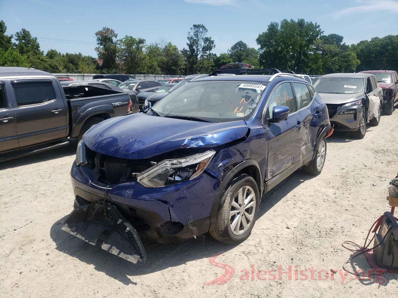 JN1BJ1CP0JW101237 2018 NISSAN ROGUE