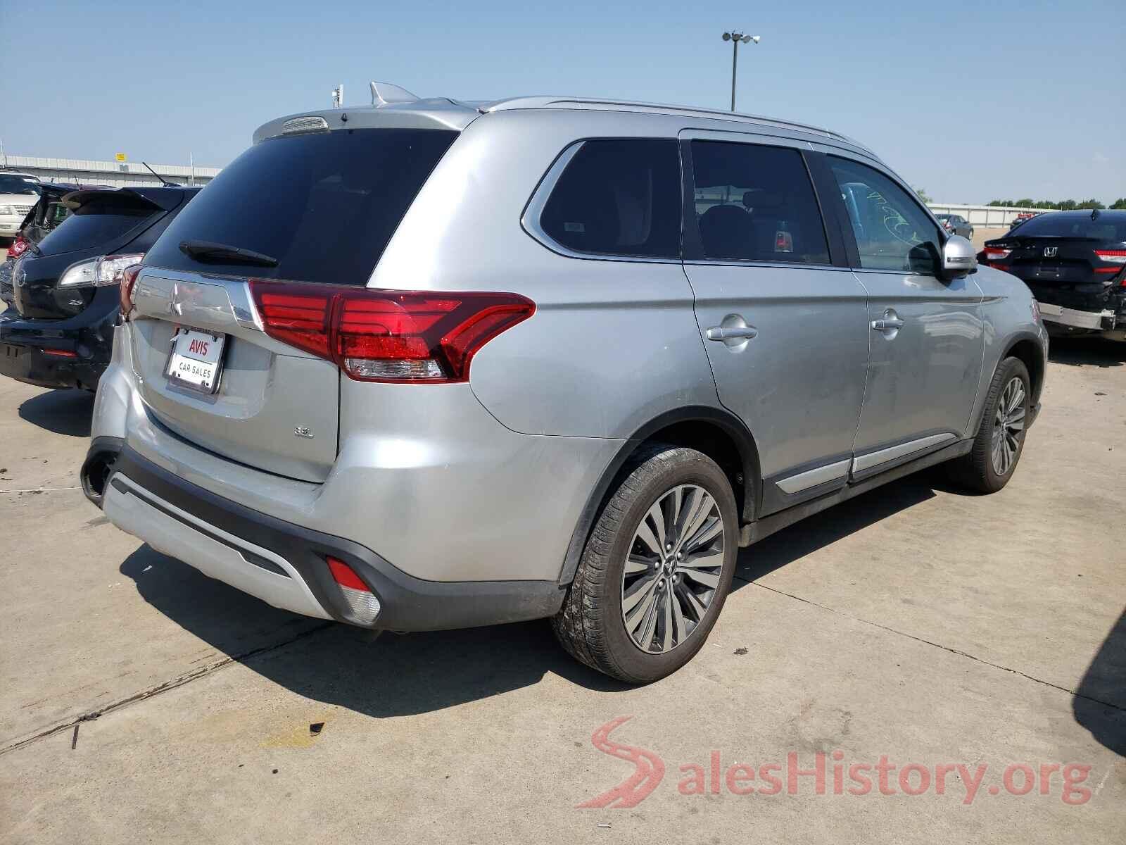 JA4AD3A35LZ028258 2020 MITSUBISHI OUTLANDER