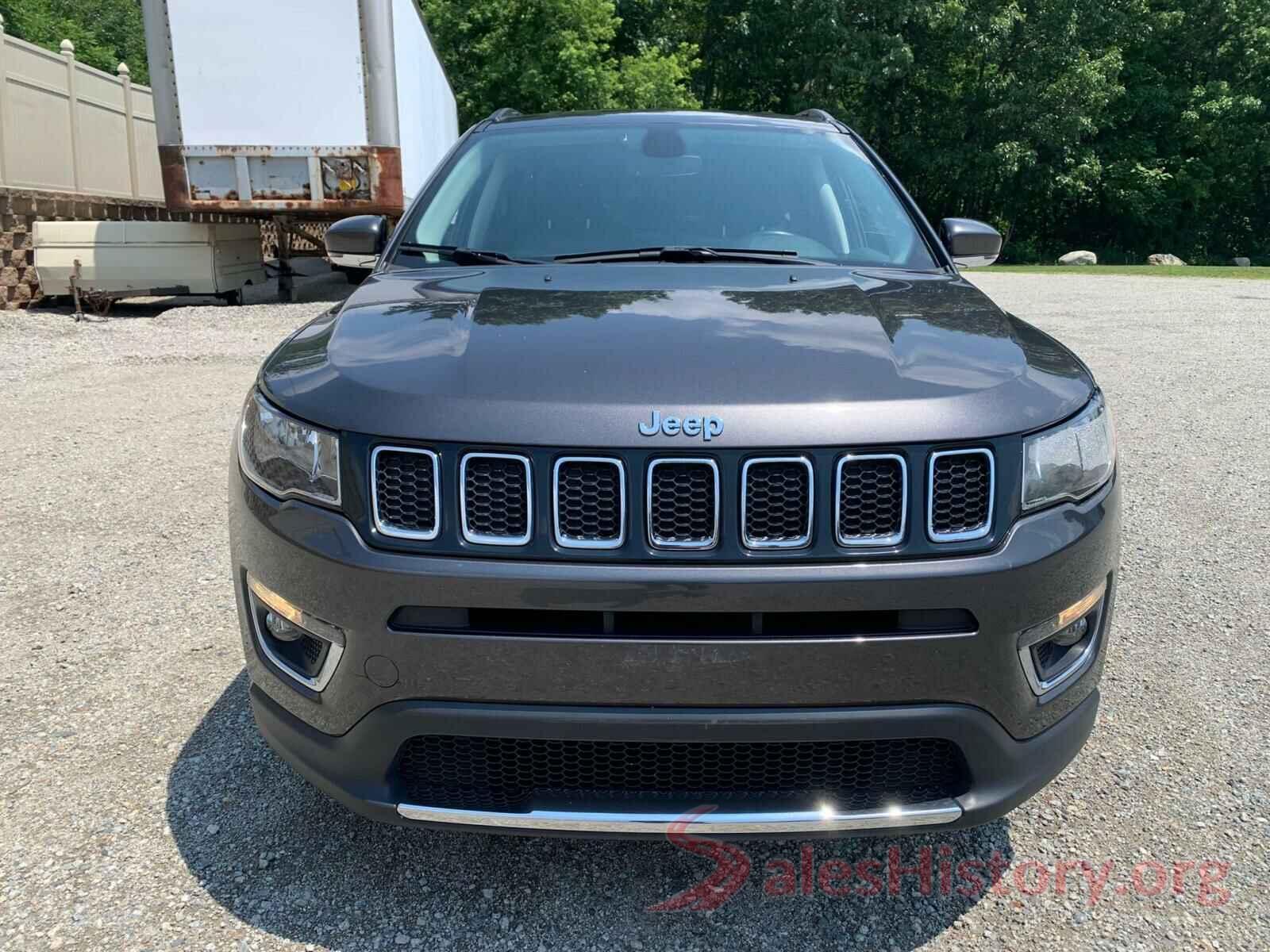 3C4NJCCB7KT676016 2019 JEEP COMPASS