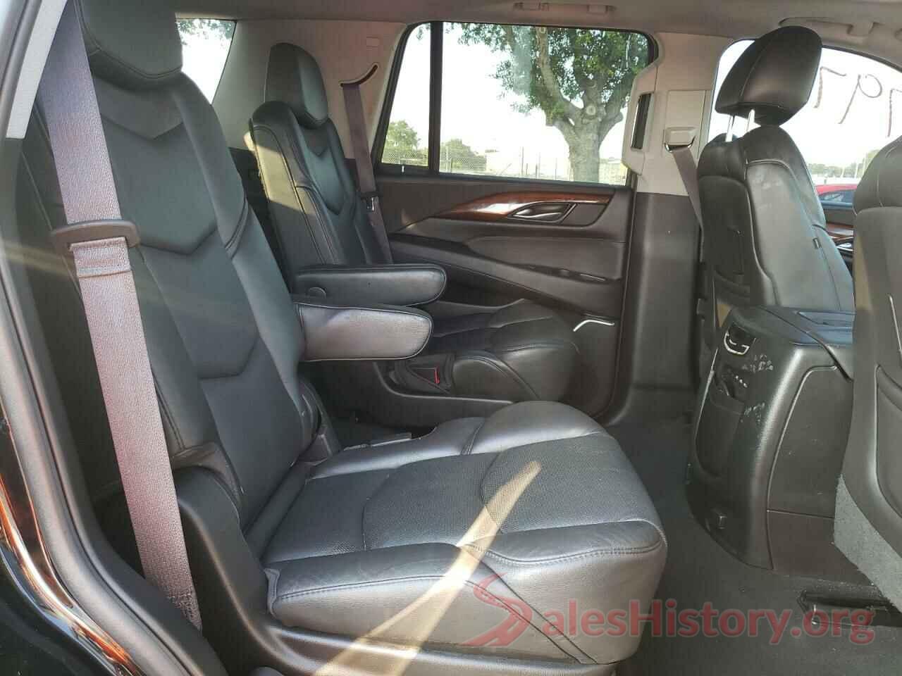 1GYS4CKJ5HR345949 2017 CADILLAC ESCALADE