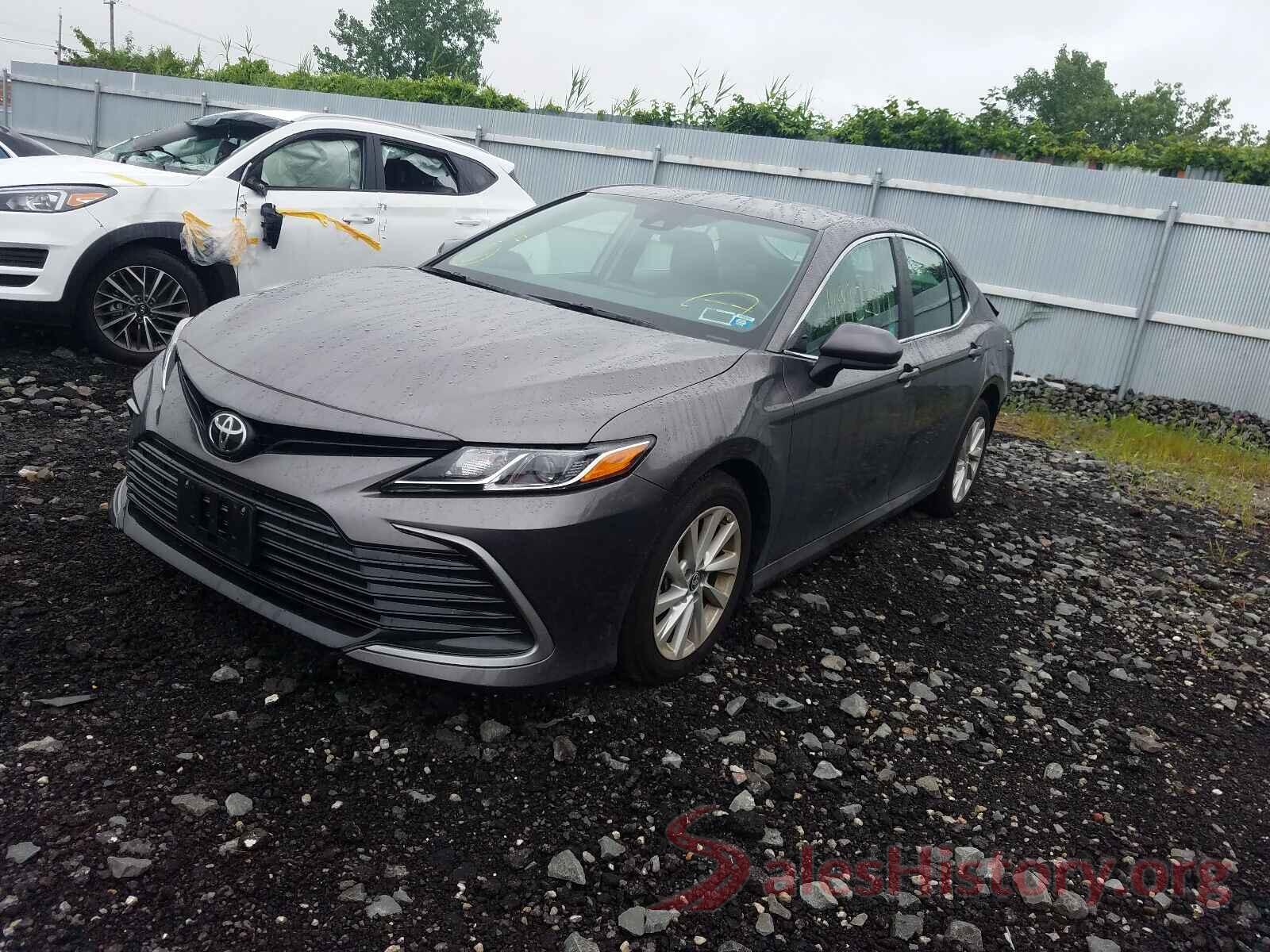 4T1C11AK7MU411180 2021 TOYOTA CAMRY