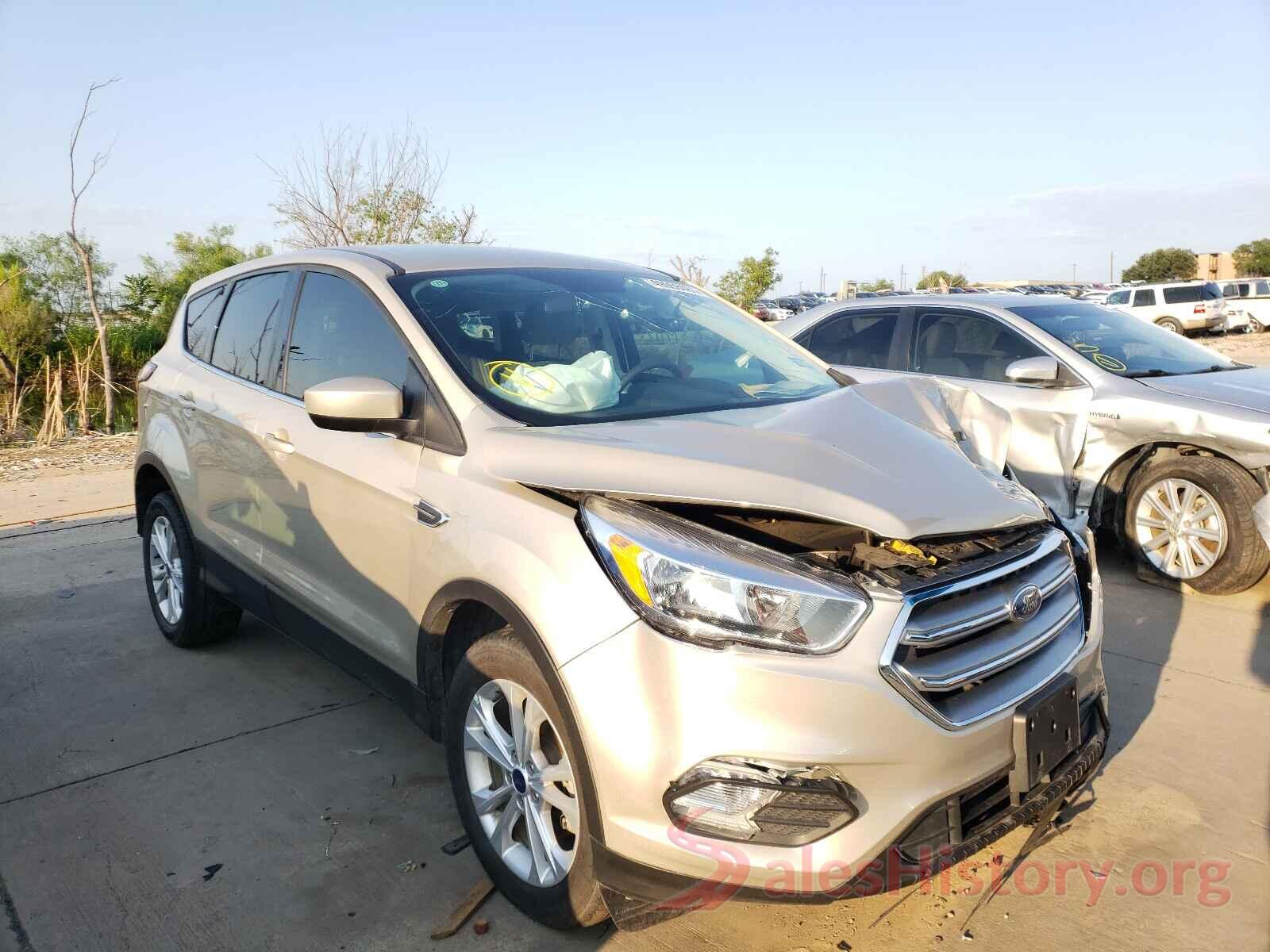 1FMCU0GD8HUF06735 2017 FORD ESCAPE