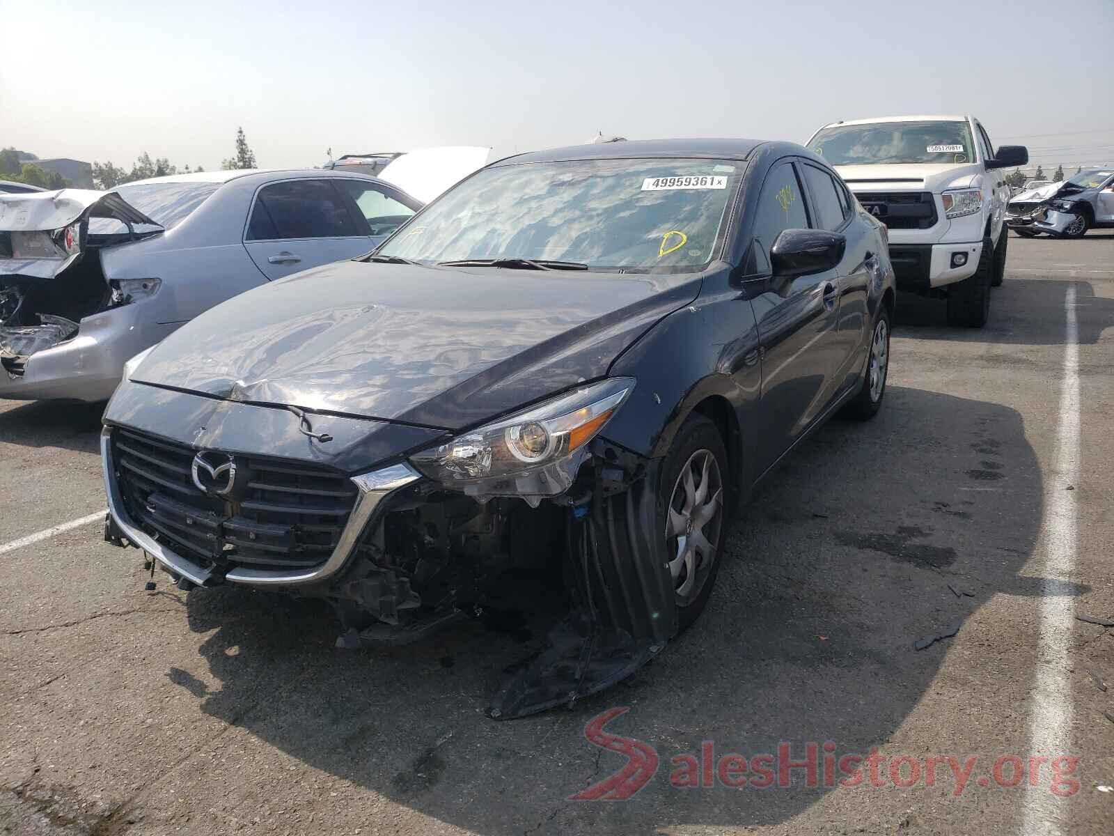 3MZBN1U74JM215044 2018 MAZDA 3