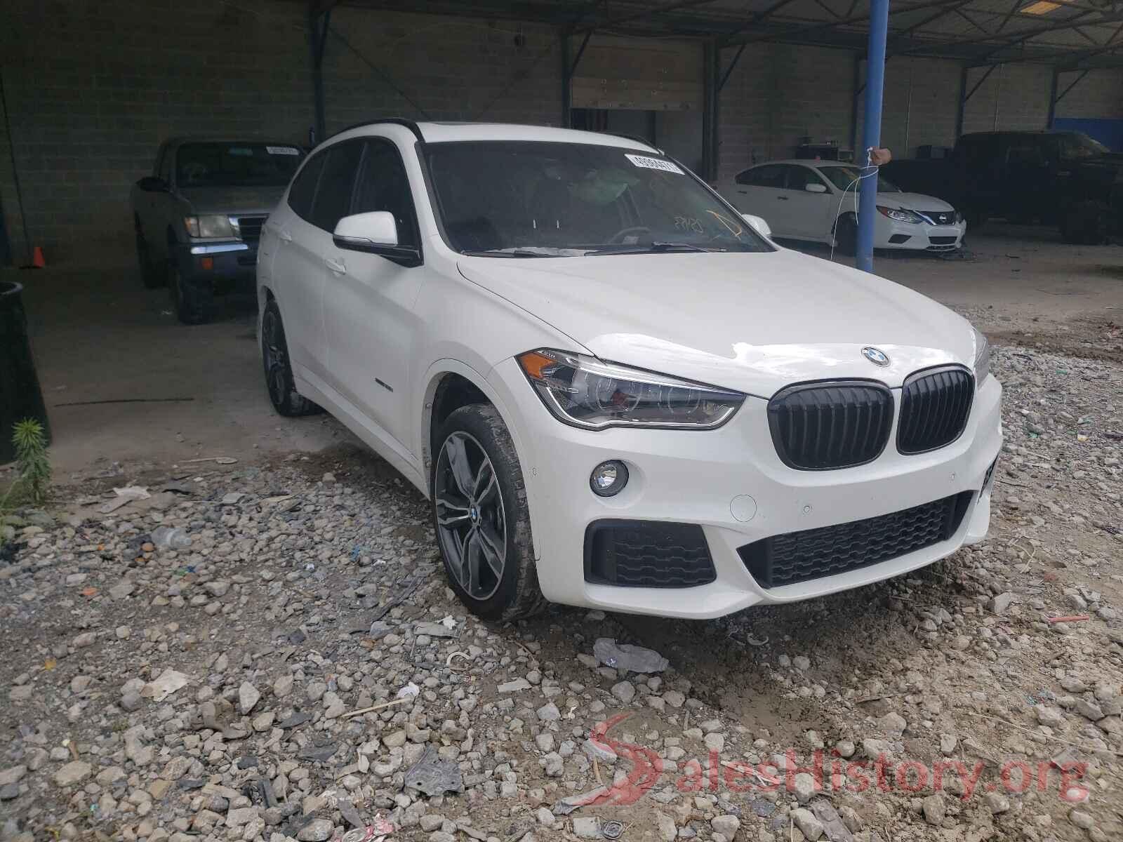 WBXHU7C32J5H40231 2018 BMW X1