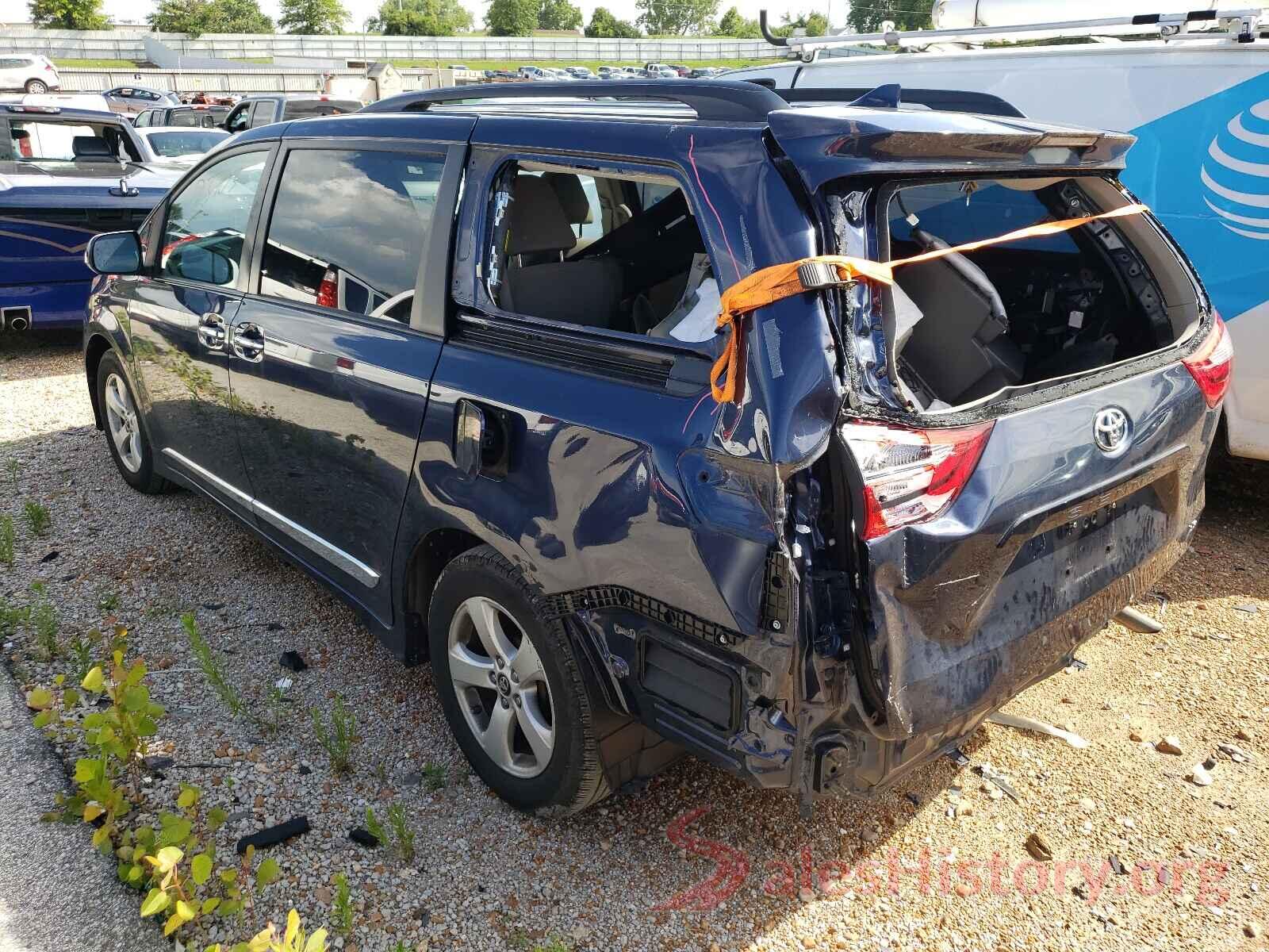 5TDKZ3DC7KS990858 2019 TOYOTA SIENNA