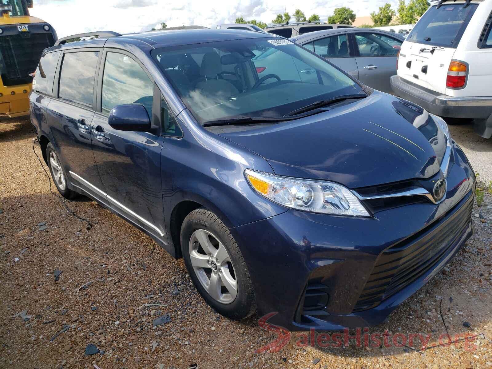 5TDKZ3DC7KS990858 2019 TOYOTA SIENNA