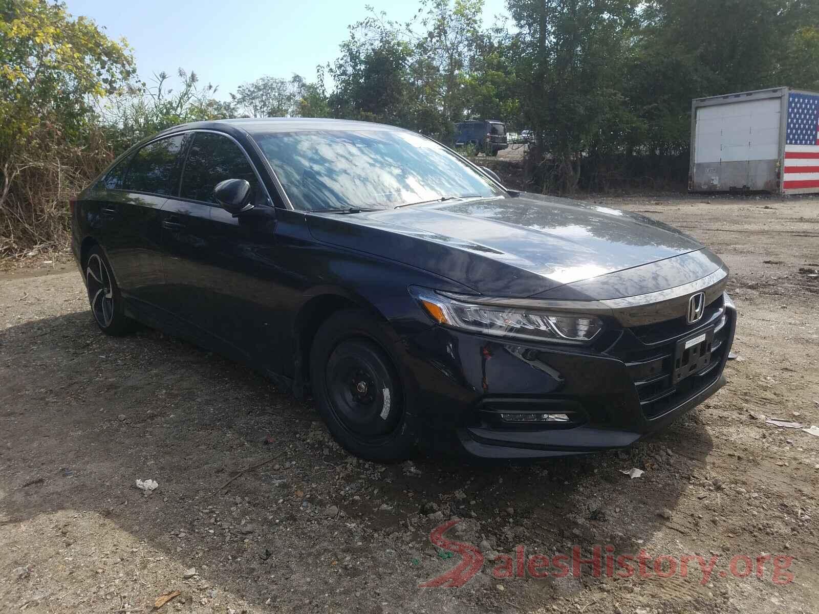 1HGCV1F36JA118055 2018 HONDA ACCORD