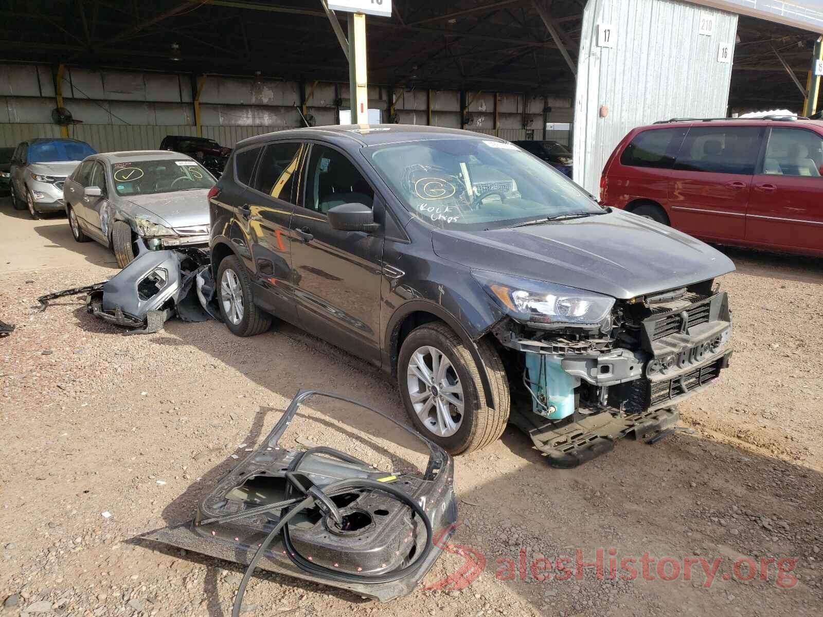 1FMCU0F77KUB28569 2019 FORD ESCAPE