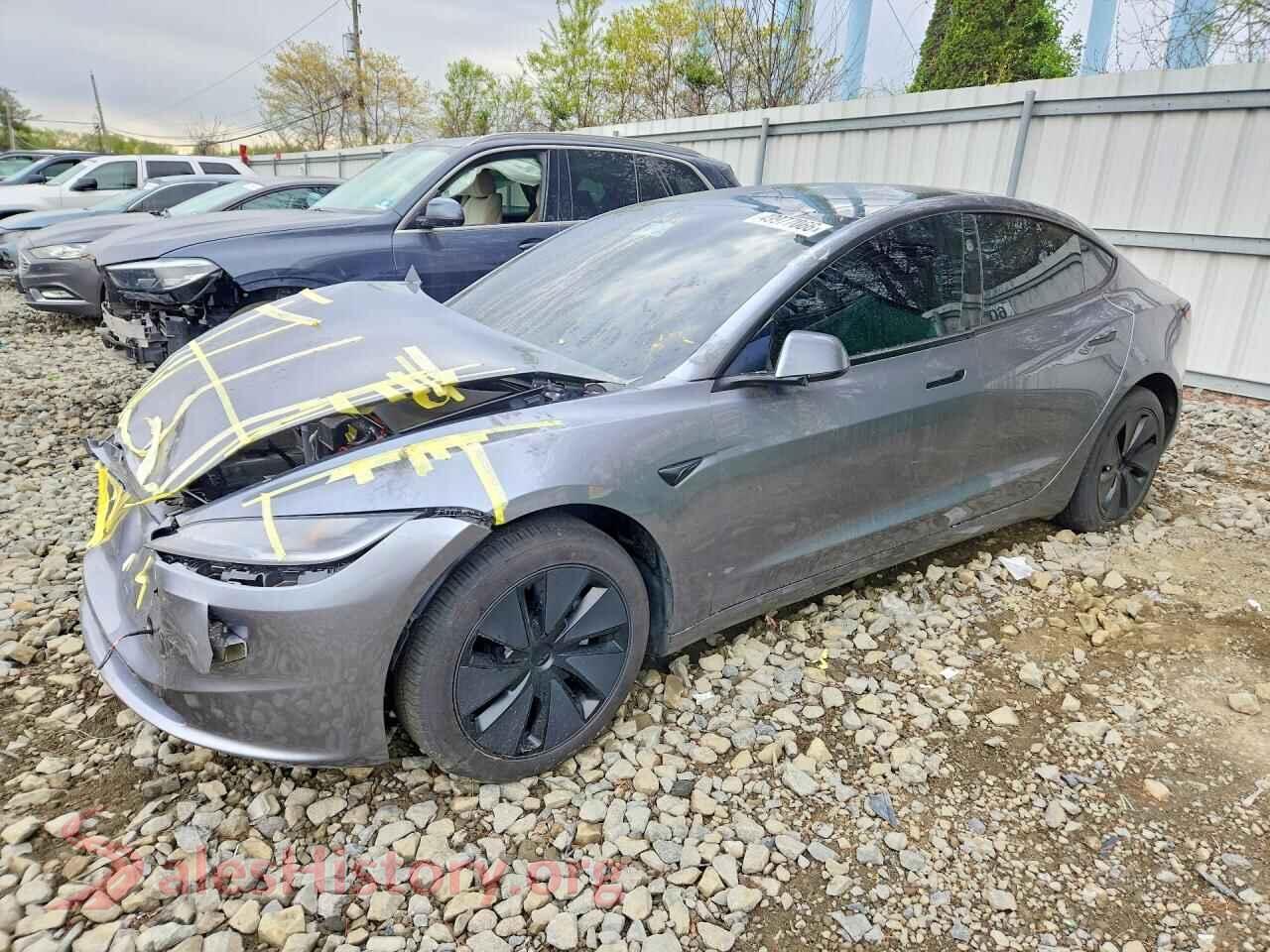 5YJ3E1EB8SF066329 2025 TESLA MODEL 3