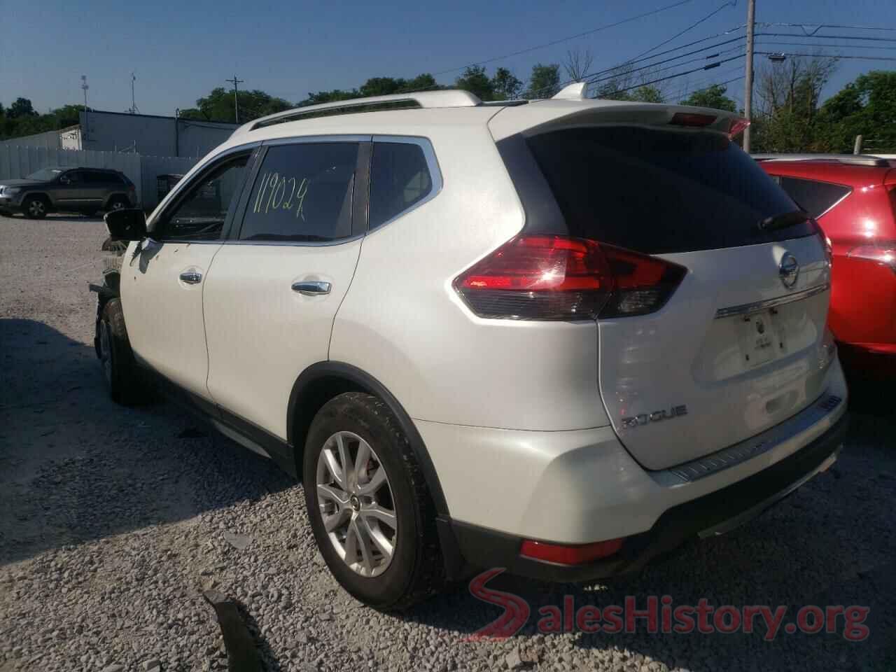 5N1AT2MV5HC847132 2017 NISSAN ROGUE