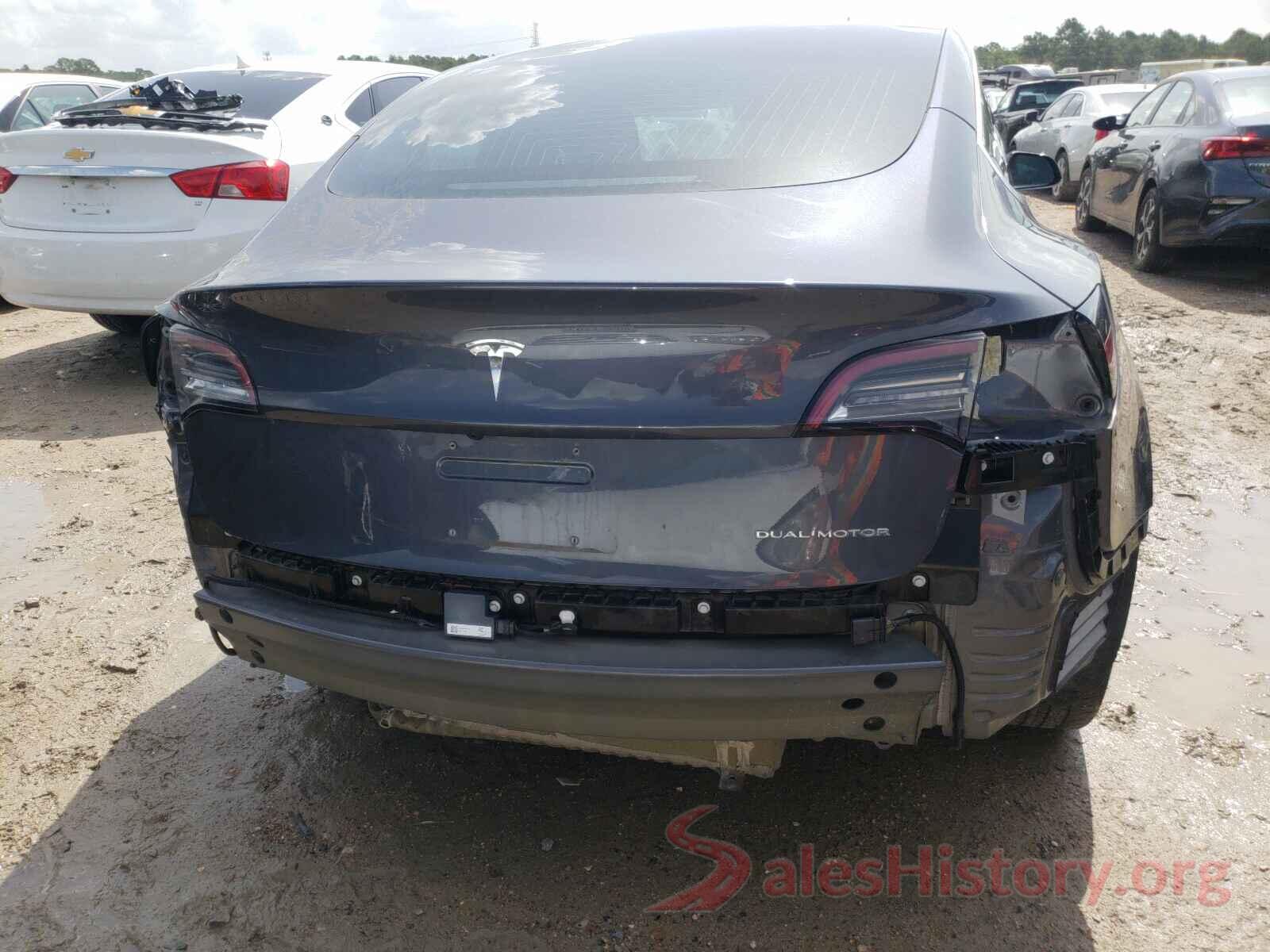 5YJ3E1EB6JF132469 2018 TESLA MODEL 3