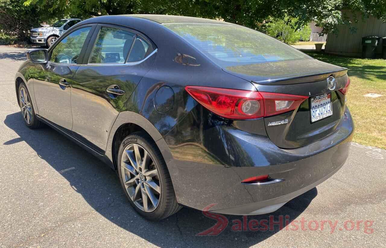 3MZBN1V3XJM203766 2018 MAZDA 3