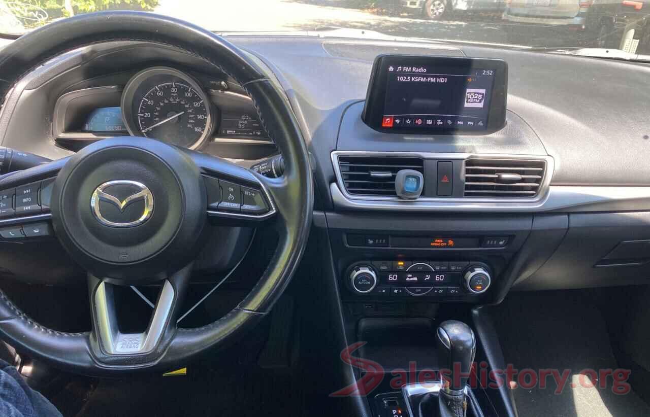 3MZBN1V3XJM203766 2018 MAZDA 3