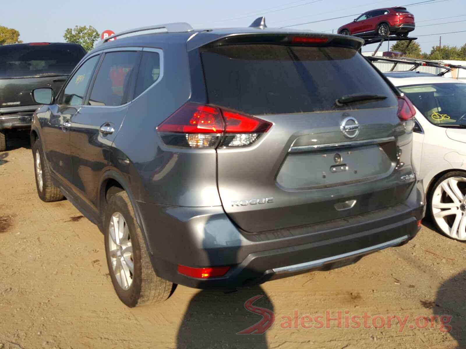 KNMAT2MV8JP555879 2018 NISSAN ROGUE