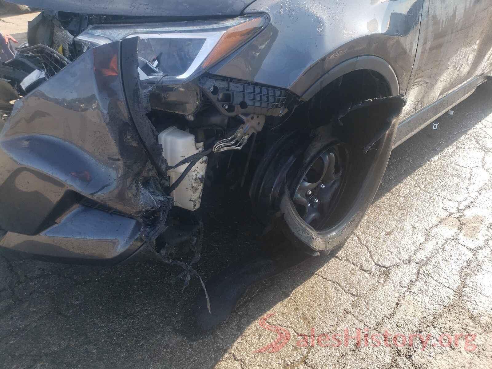 JTMBFREV4JJ189926 2018 TOYOTA RAV4