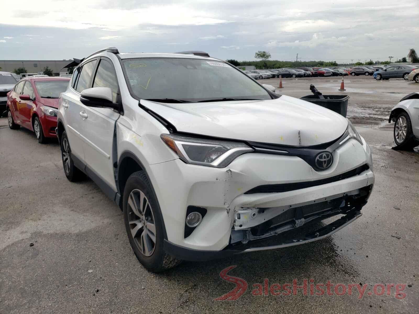 JTMWFREV1JJ201161 2018 TOYOTA RAV4