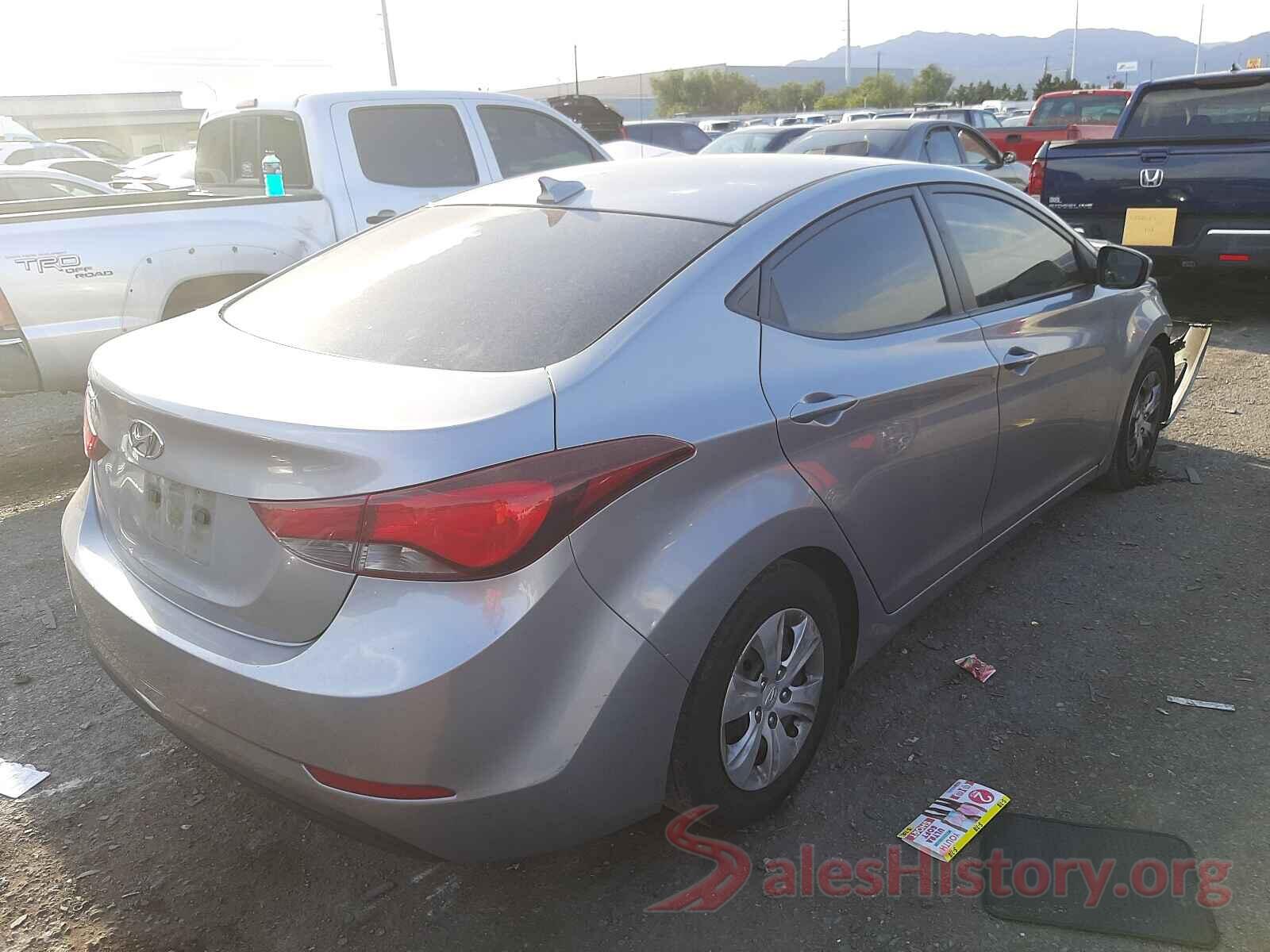 5NPDH4AE9GH709986 2016 HYUNDAI ELANTRA