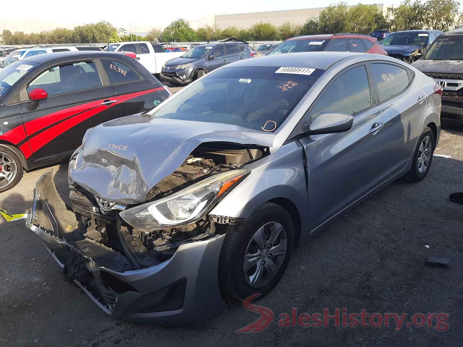 5NPDH4AE9GH709986 2016 HYUNDAI ELANTRA