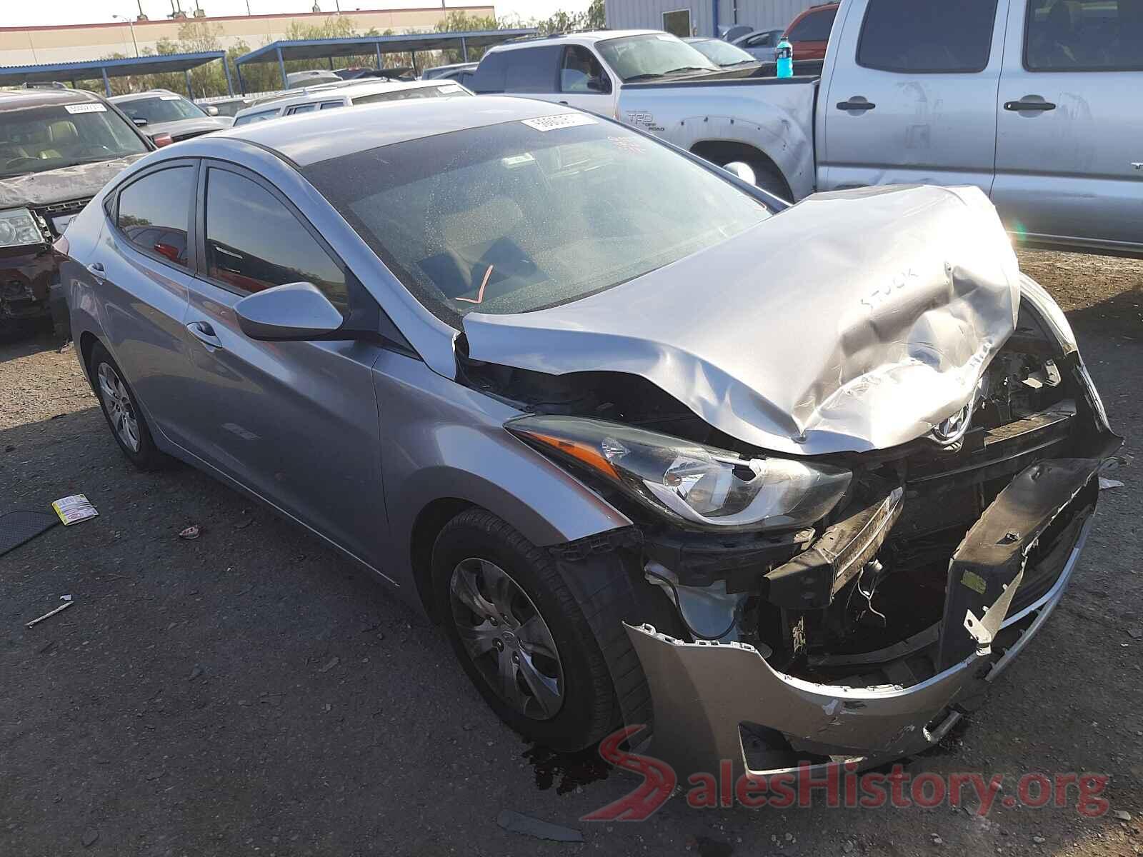 5NPDH4AE9GH709986 2016 HYUNDAI ELANTRA