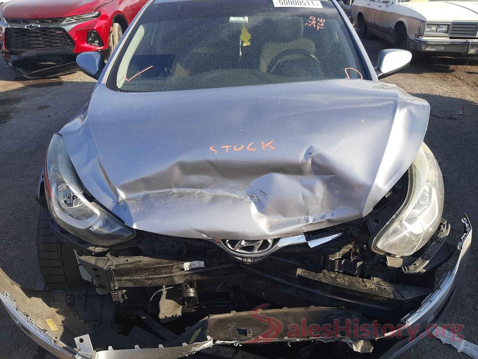 5NPDH4AE9GH709986 2016 HYUNDAI ELANTRA