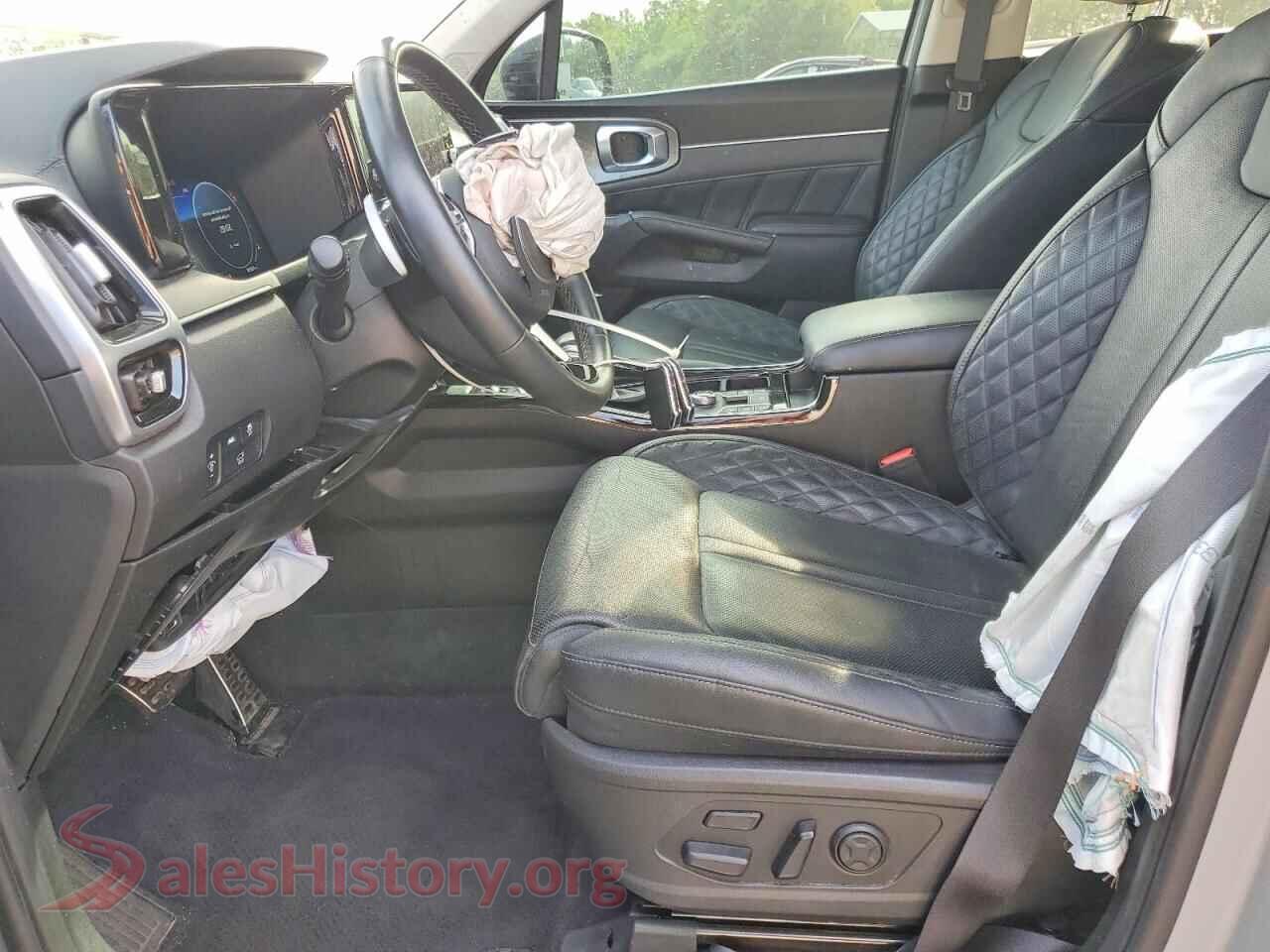 2022 KIA SORENTO VIN 5XYRK4LF9NG097399, engine bay