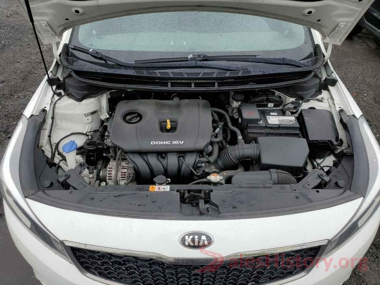 3KPFK4A7XHE049877 2017 KIA FORTE