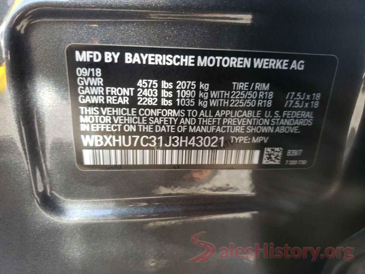 WBXHU7C31J3H43021 2018 BMW X1