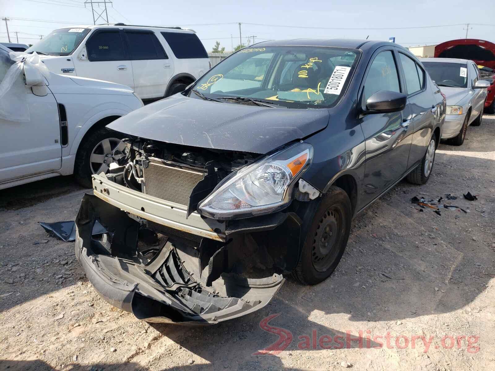 3N1CN7APXJL873040 2018 NISSAN VERSA