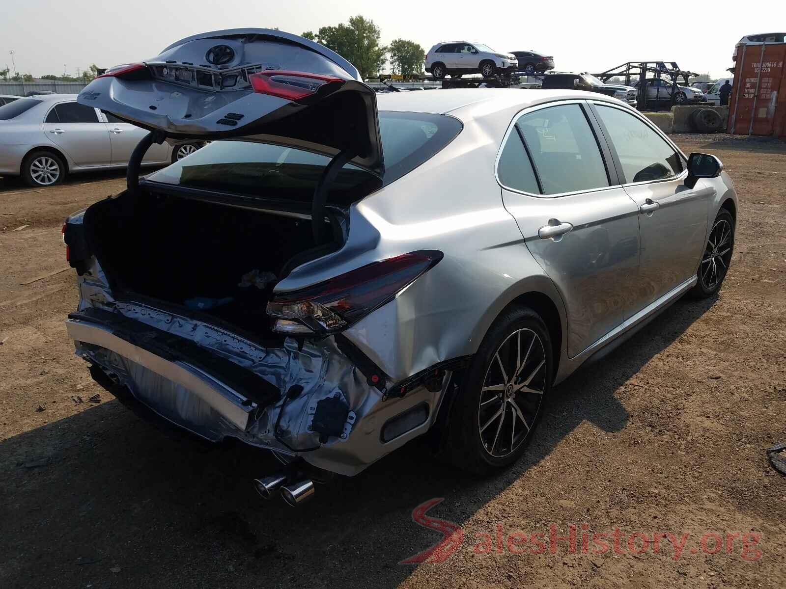 4T1G11BK2MU039957 2021 TOYOTA CAMRY