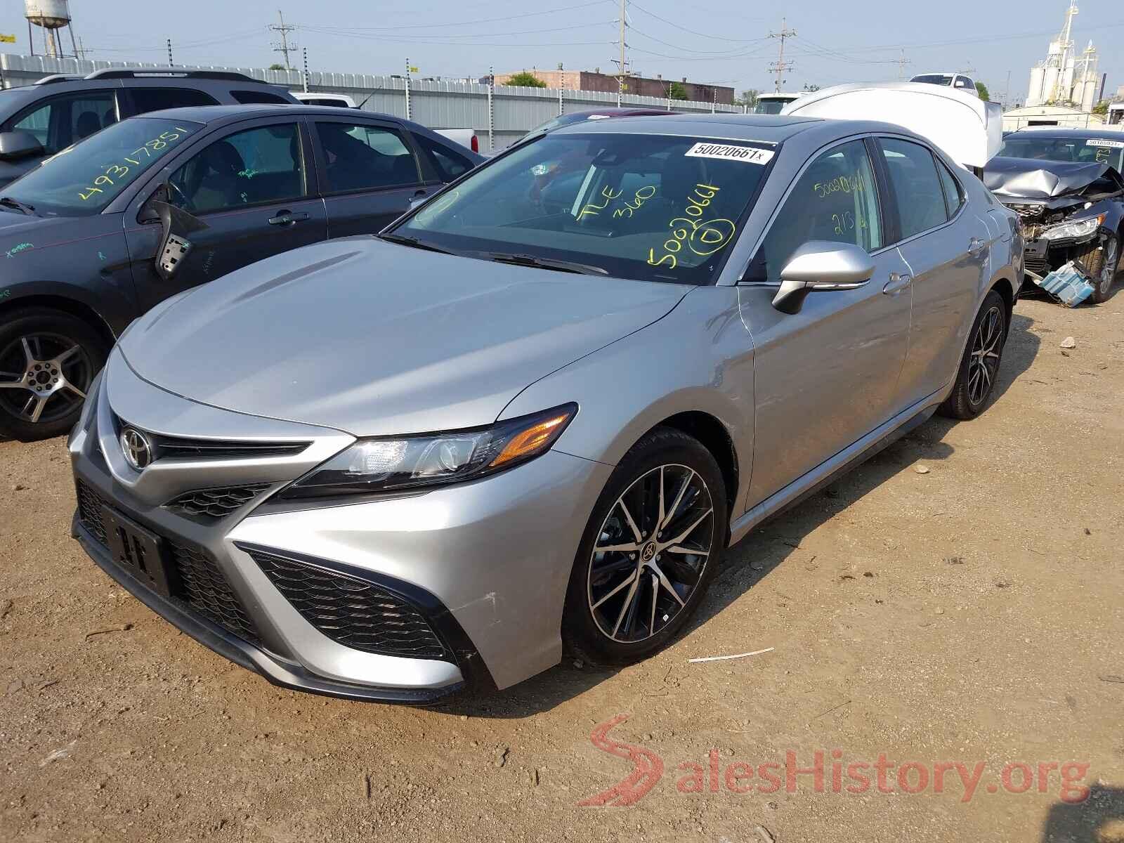 4T1G11BK2MU039957 2021 TOYOTA CAMRY