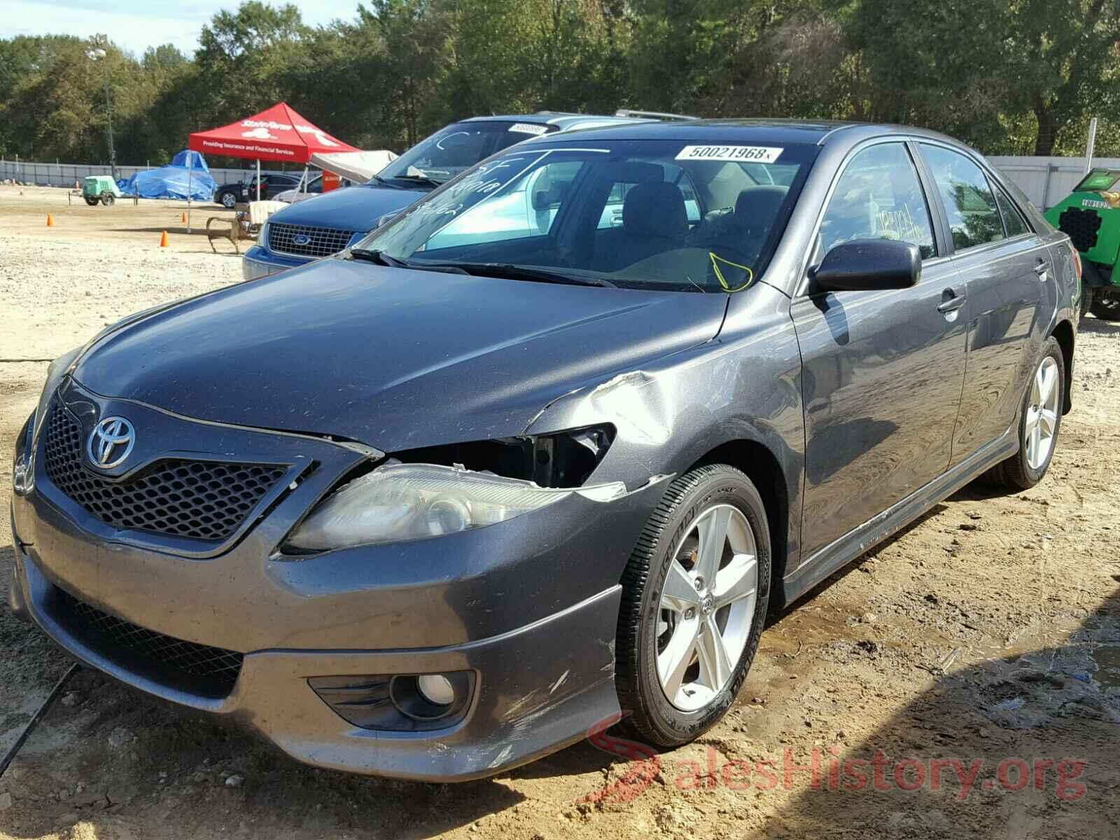 4T1BF3EK2BU695141 2011 TOYOTA CAMRY BASE