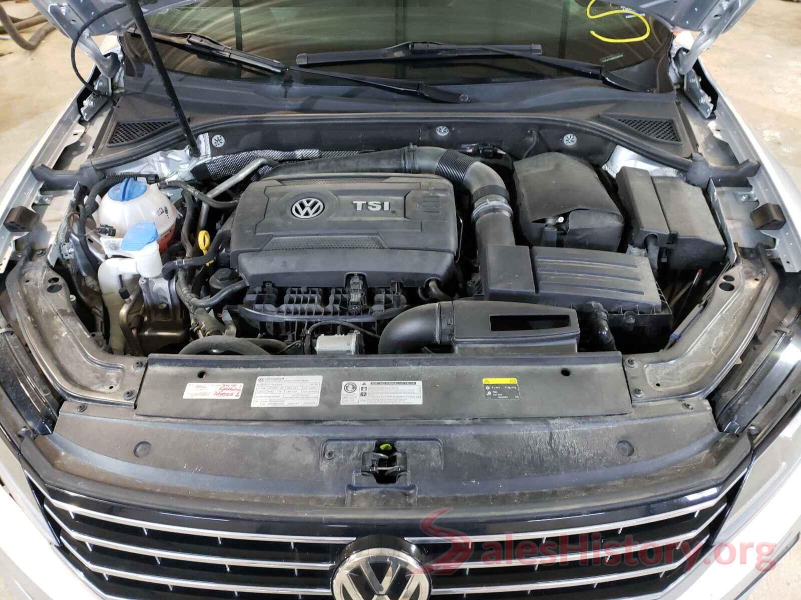 1VWAT7A32HC058115 2017 VOLKSWAGEN PASSAT