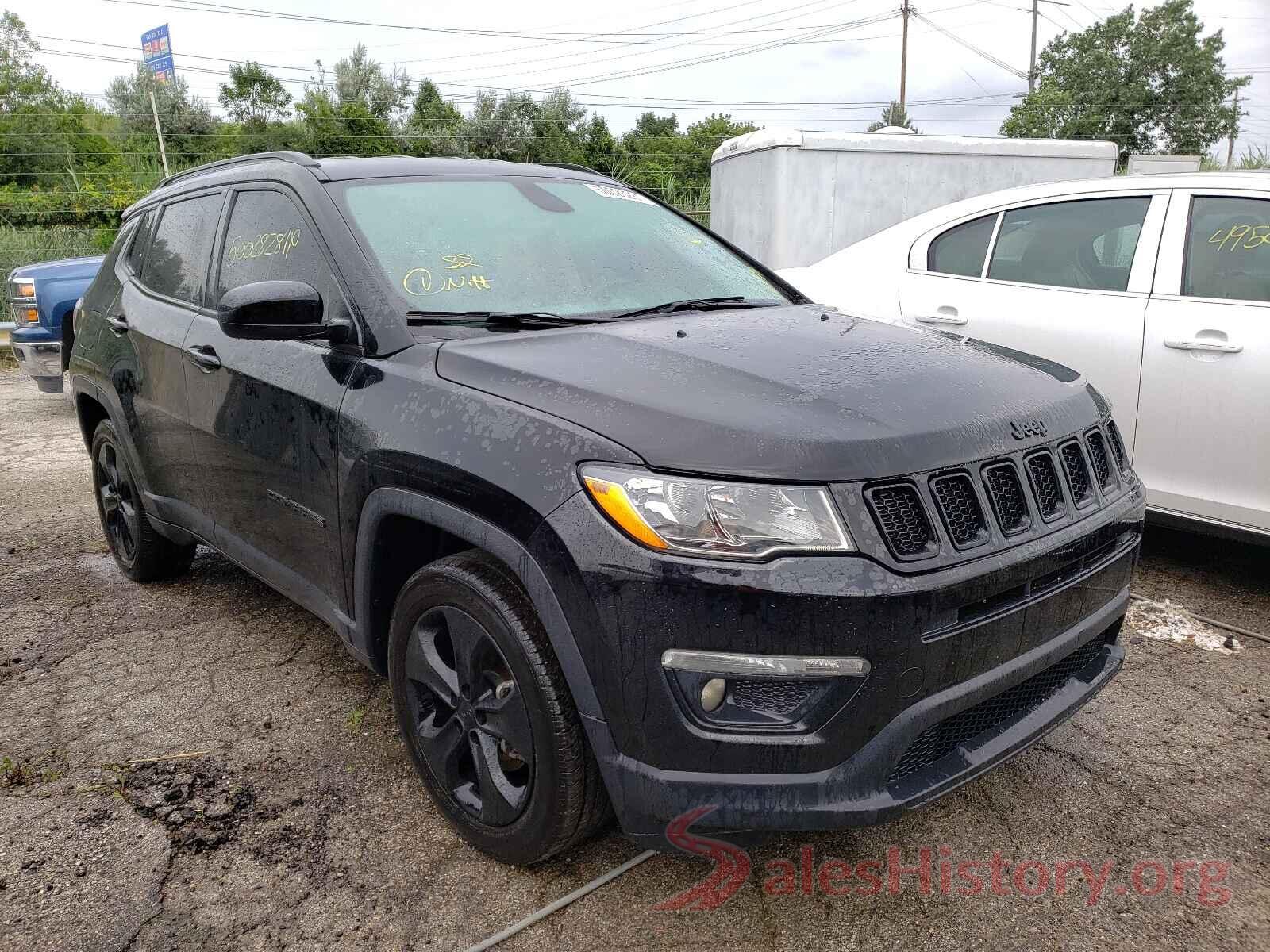 3C4NJCBB3JT460924 2018 JEEP COMPASS