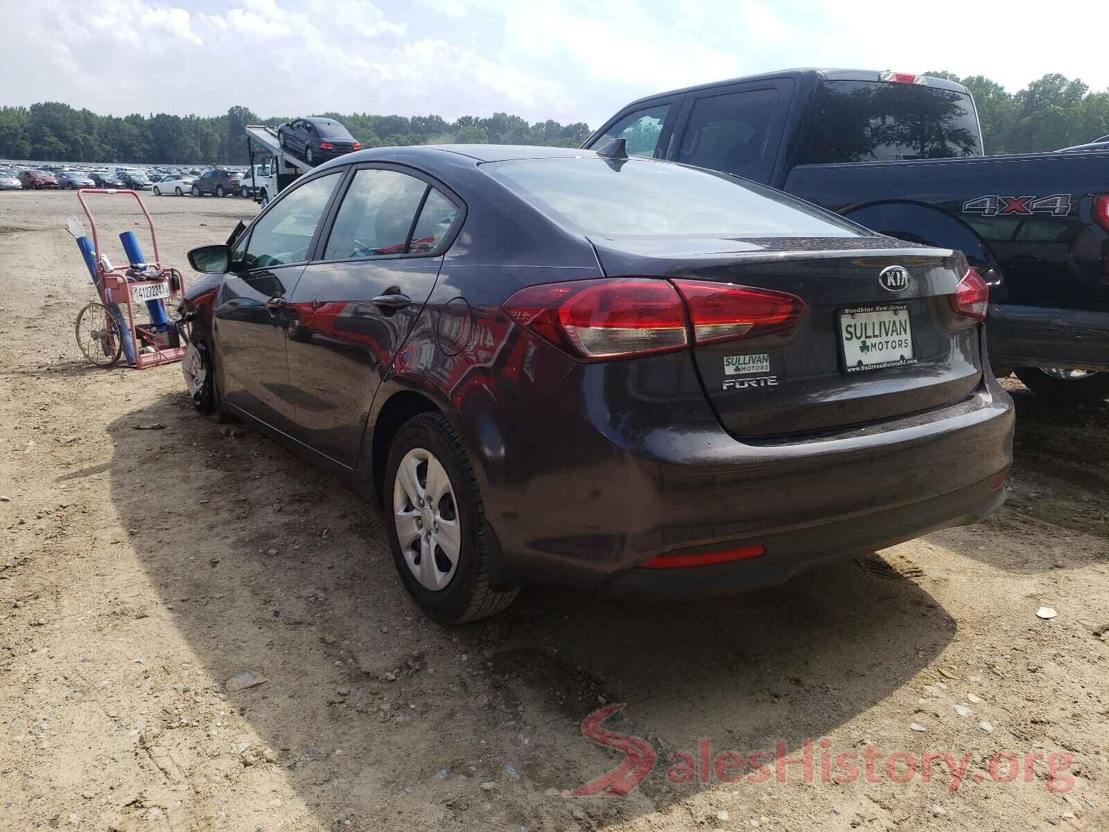 3KPFK4A7XJE208354 2018 KIA FORTE