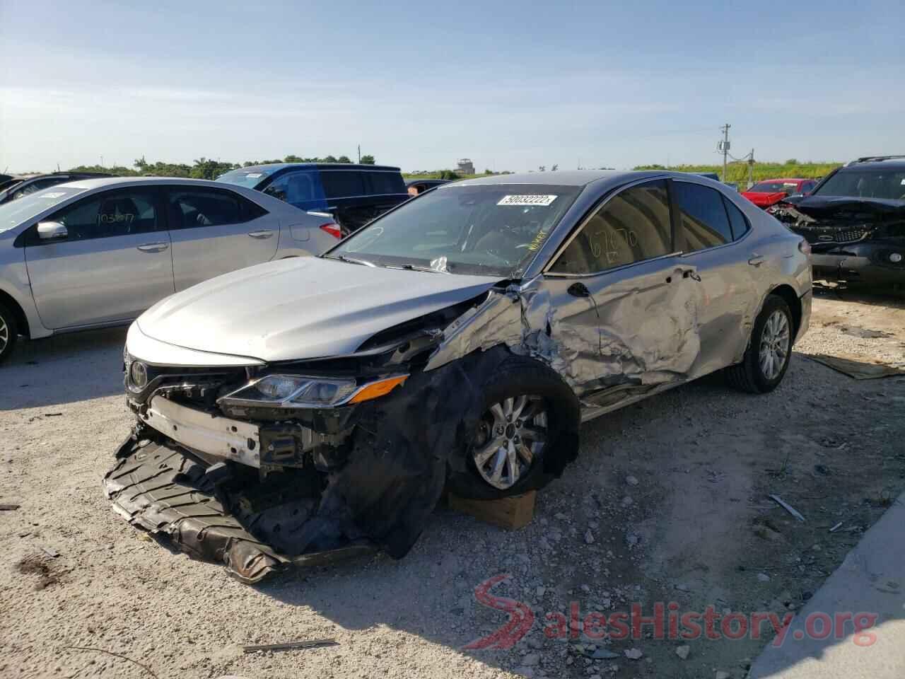 4T1B11HK2JU557421 2018 TOYOTA CAMRY